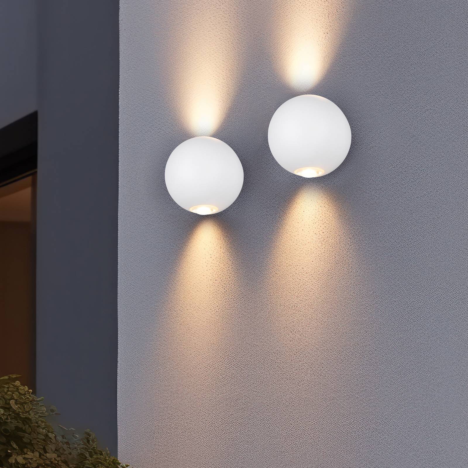 Vonkajšie nástenné svietidlo LED Avisio, matná biela, 2 svetlá, polkruhové