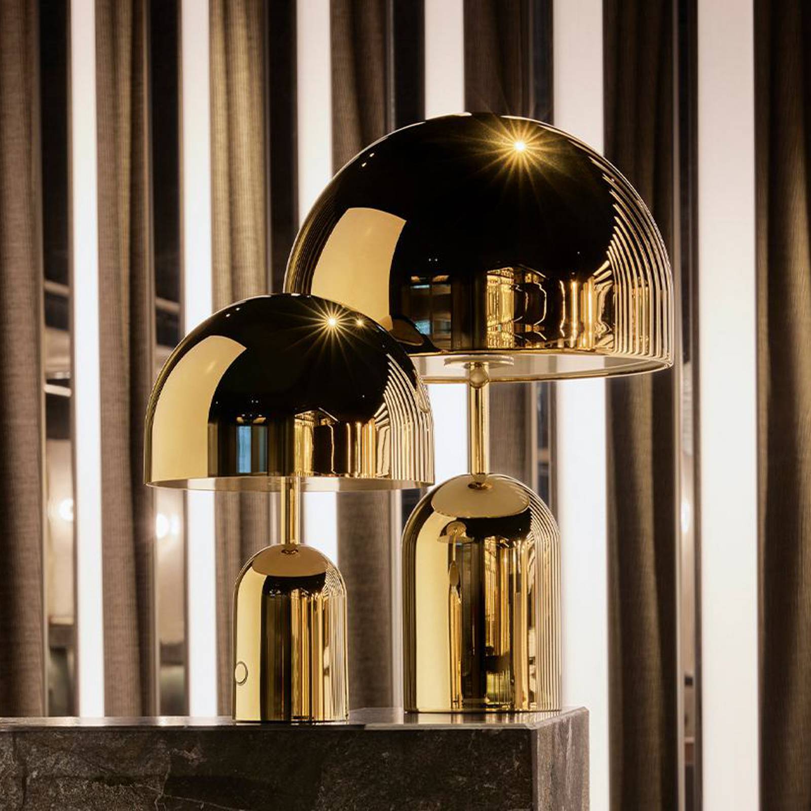 Tom Dixon Lampa stołowa LED Bell Przenośna, złoty kolor IP44