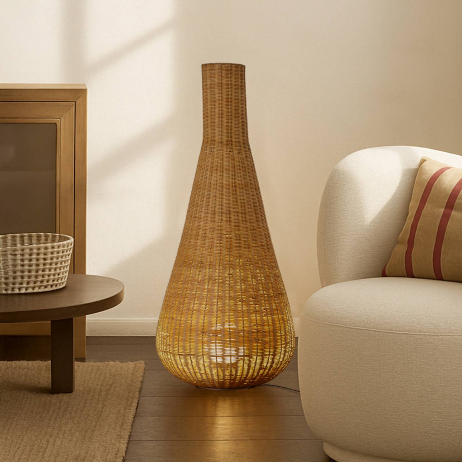 Lucande Stehleuchte Takeo, Rattan, Höhe 115 cm, E27 günstig online kaufen