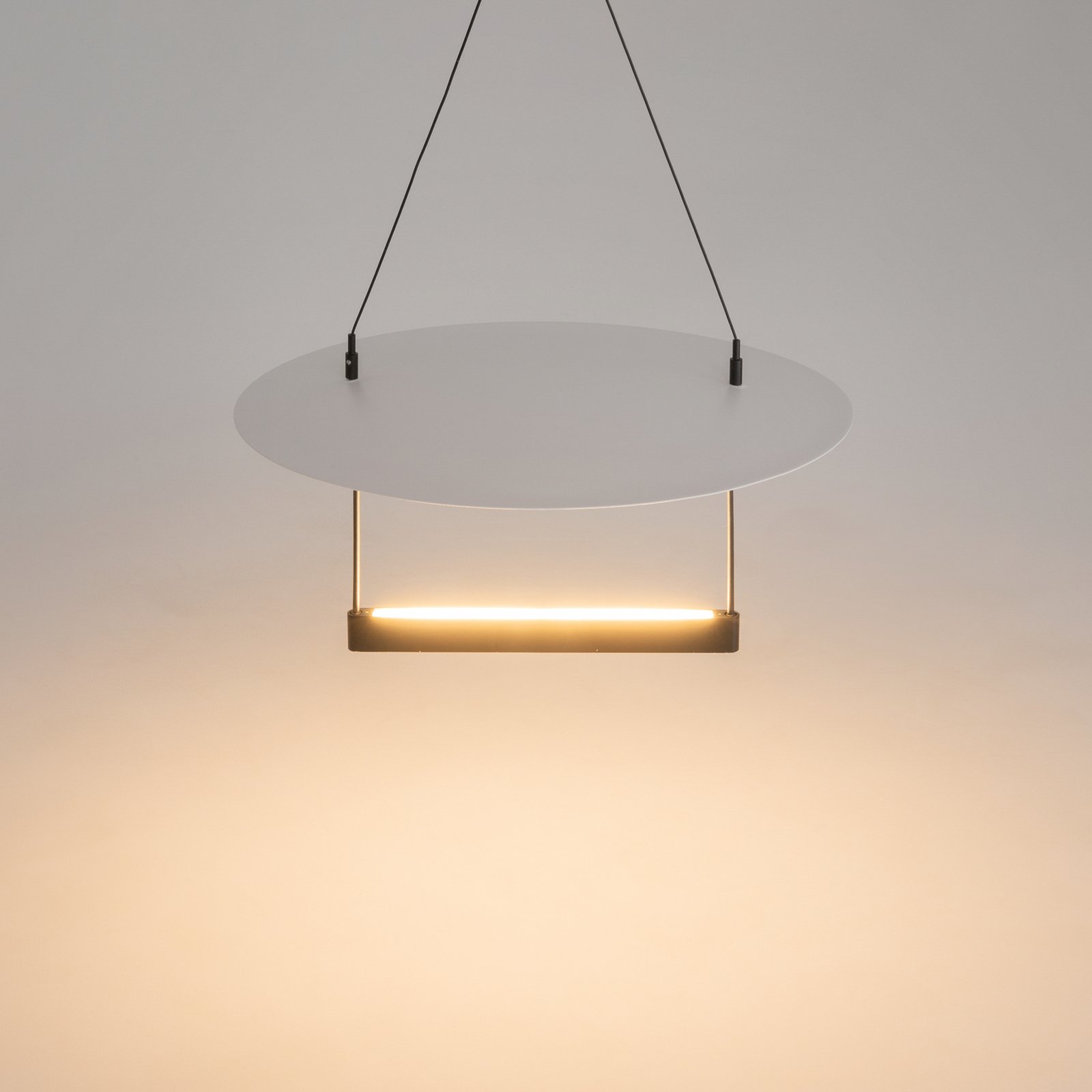 Maytoni Ambience LED hanglamp, Ø 42 cm, zwart / wit