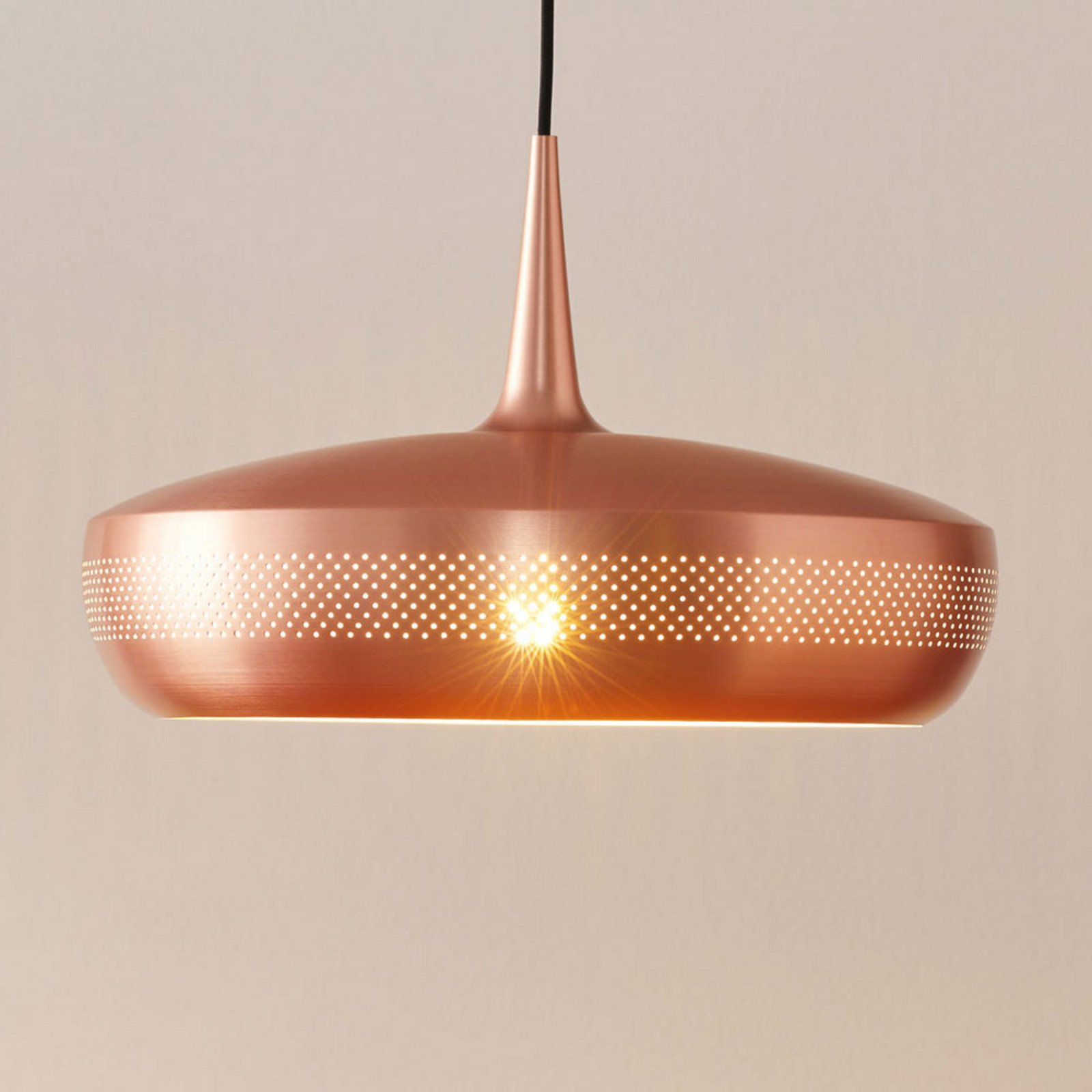 UMAGE Clava Dine lampă suspendată perforată cupru - Camera de zi / sufragerie - design - cupru periat negru - Metal