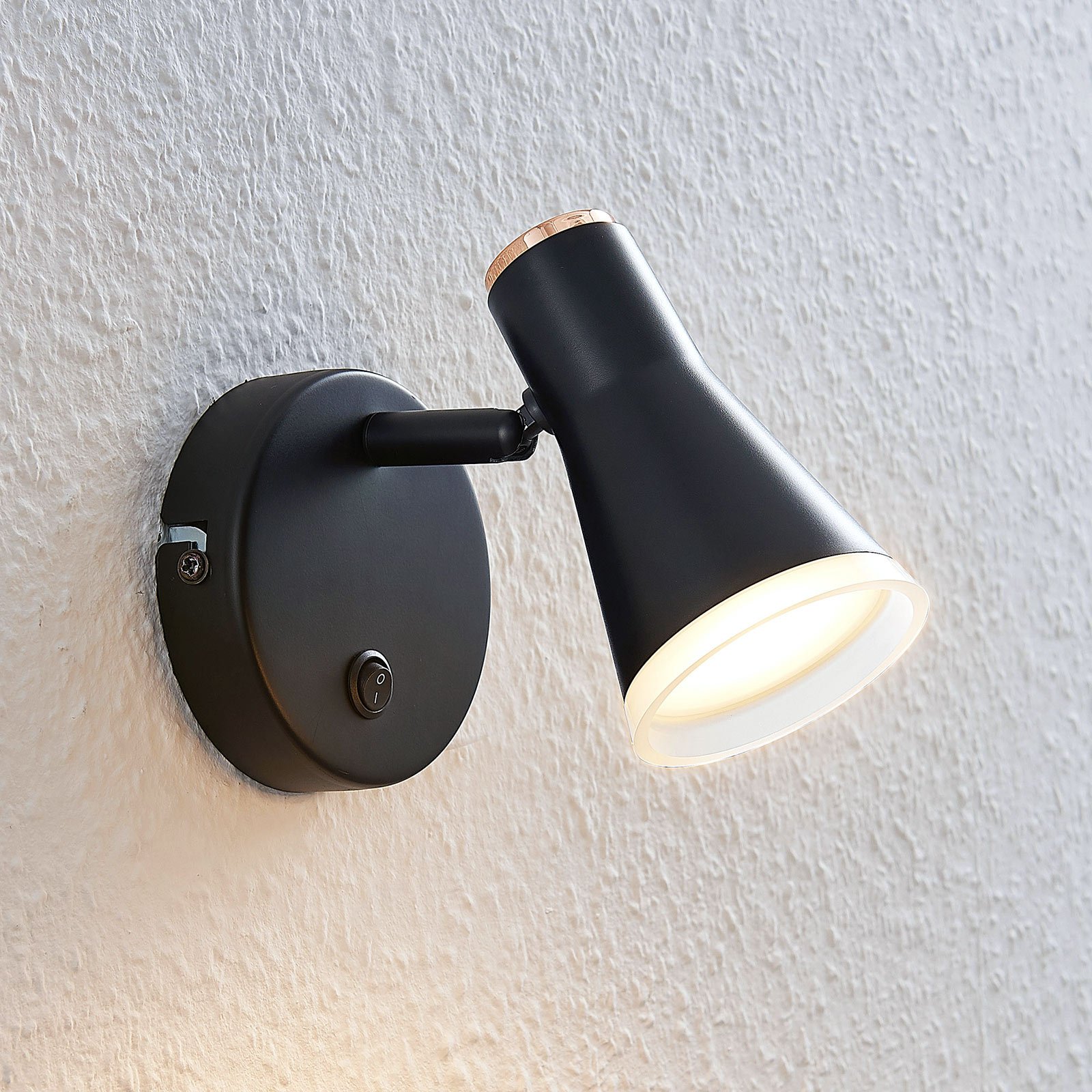 Lindby Michiko LED spotlight with switch, black, 1-bulb, for Living / Dining Room, plastic, metal, 3.7 W, energy efficiency: A+, W: 7.5 cm, H: 12 cm