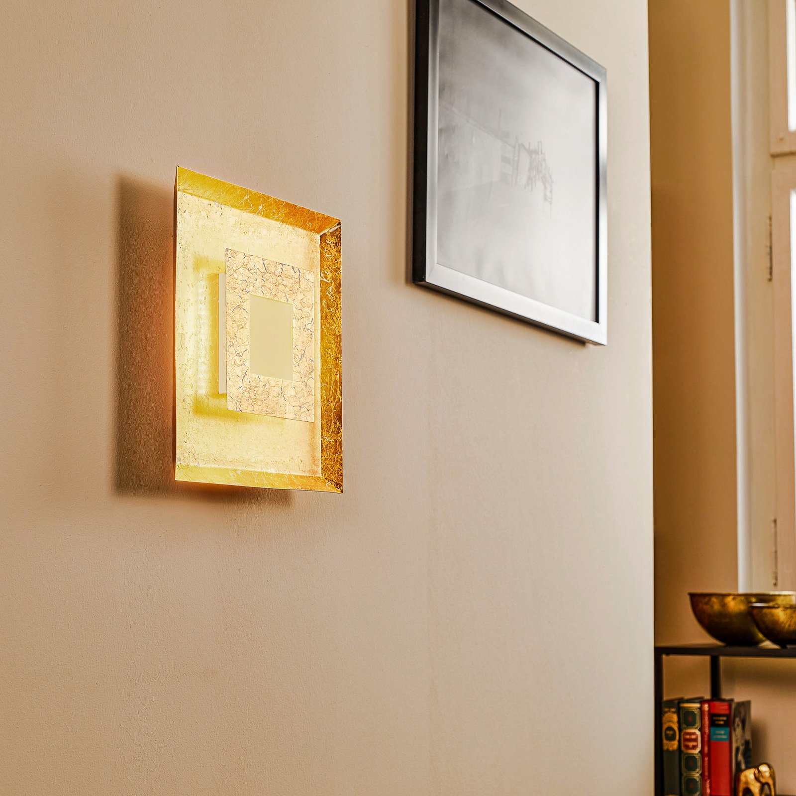 Okno LED stenska svetilka, 32x32 cm, zlata