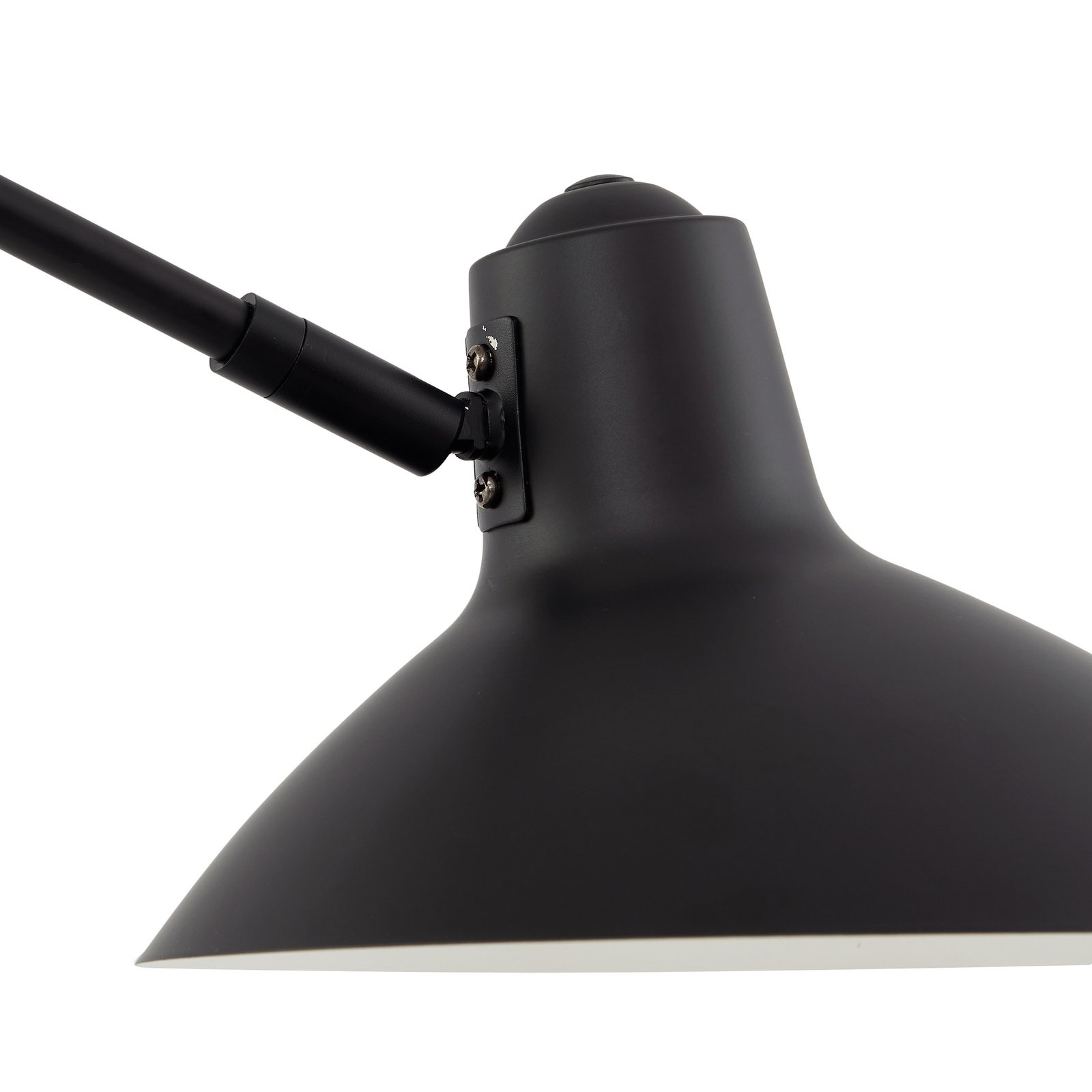 Lindby vegglampe Adrik, svart, metall, med stikkontakt