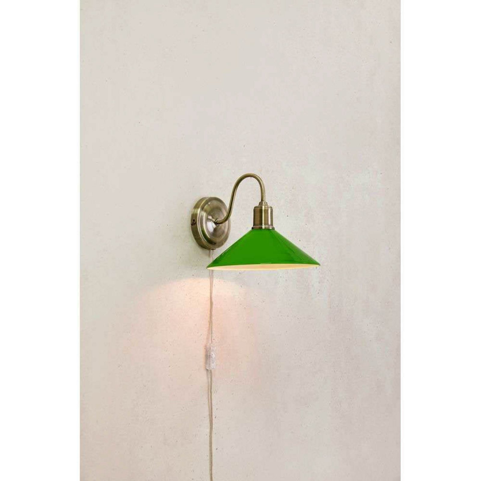 Vela Væglampe Antique Brass/Green - Markslöjd