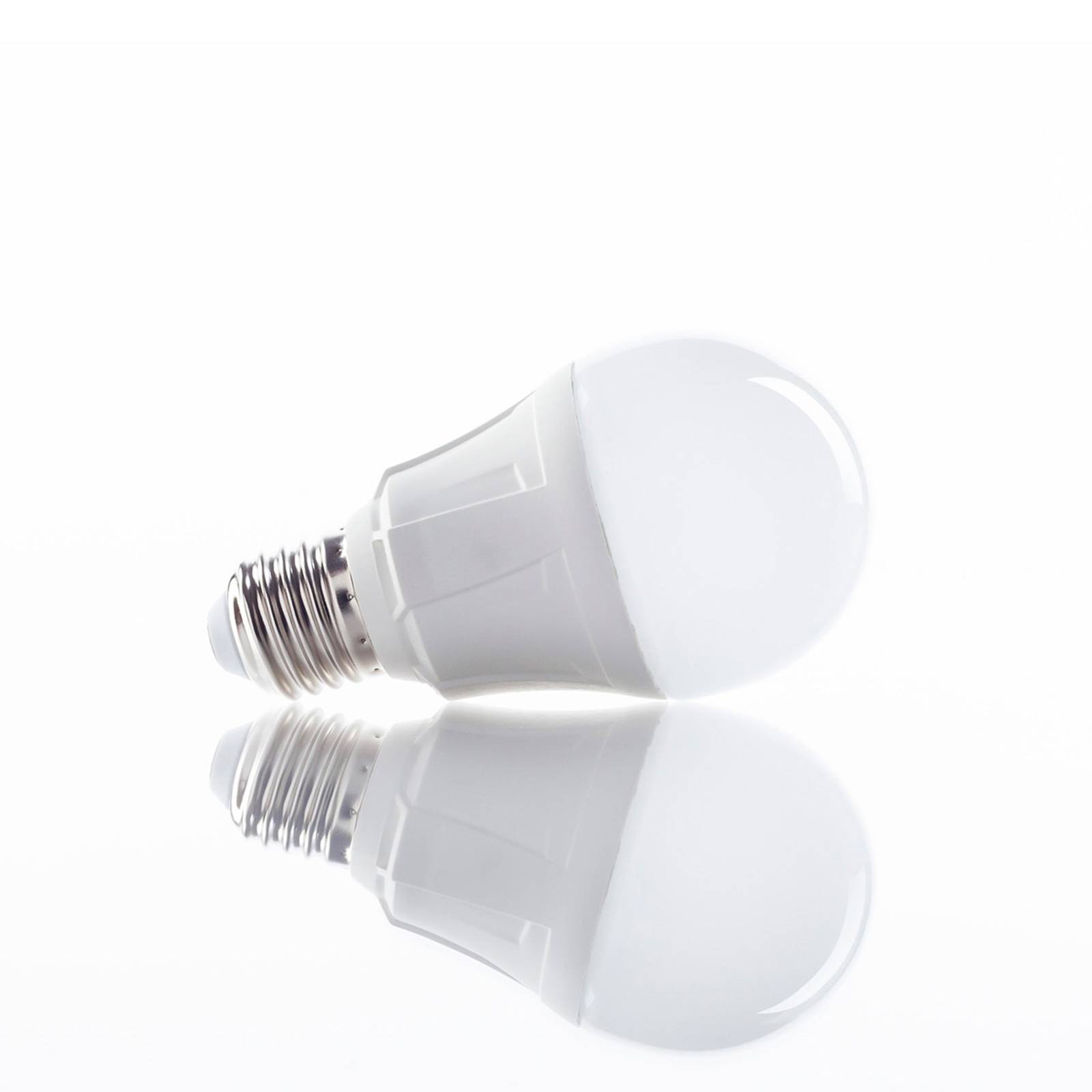 LED-pære glødepæreform E27 11 W 830 10 stk