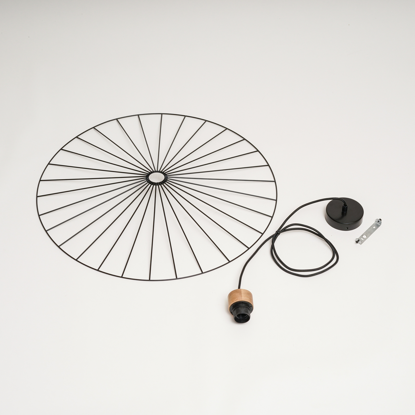 Envostar Yahel suspension, chêne/noir, Ø 65cm