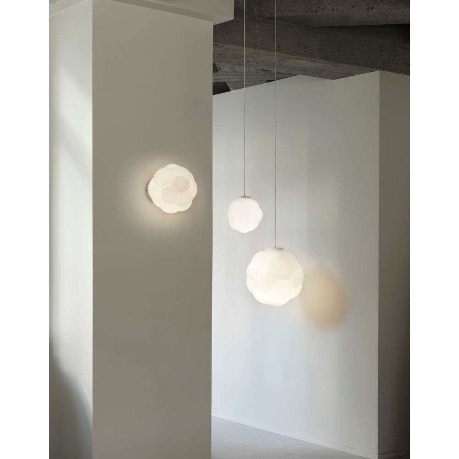 Bubba Ceiling-/Wall Lamp Ø25 White - Normann Copenhagen