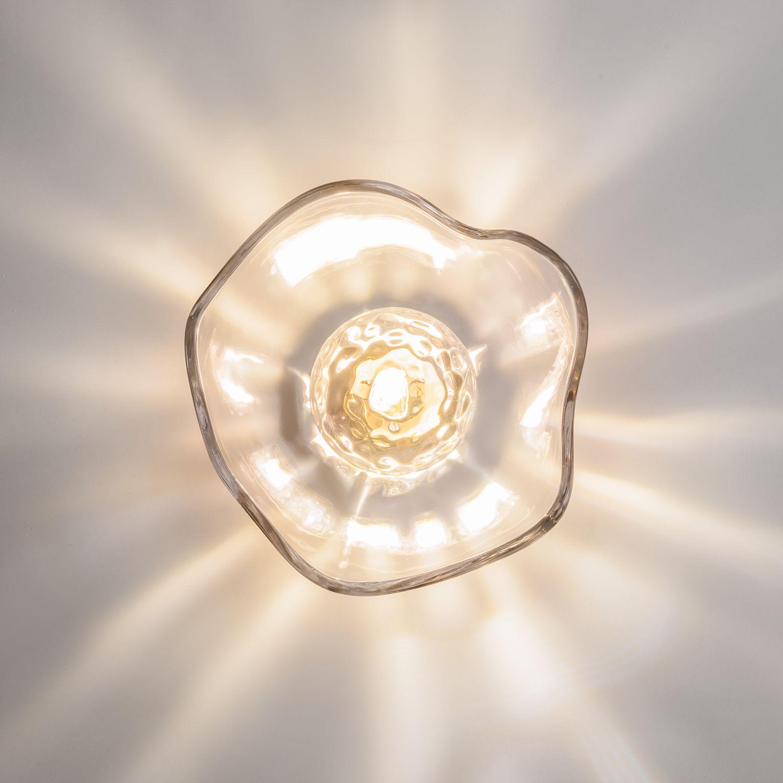 Maytoni Miracle vägglampa, Ø 20 cm, mässingsfärgad, glas