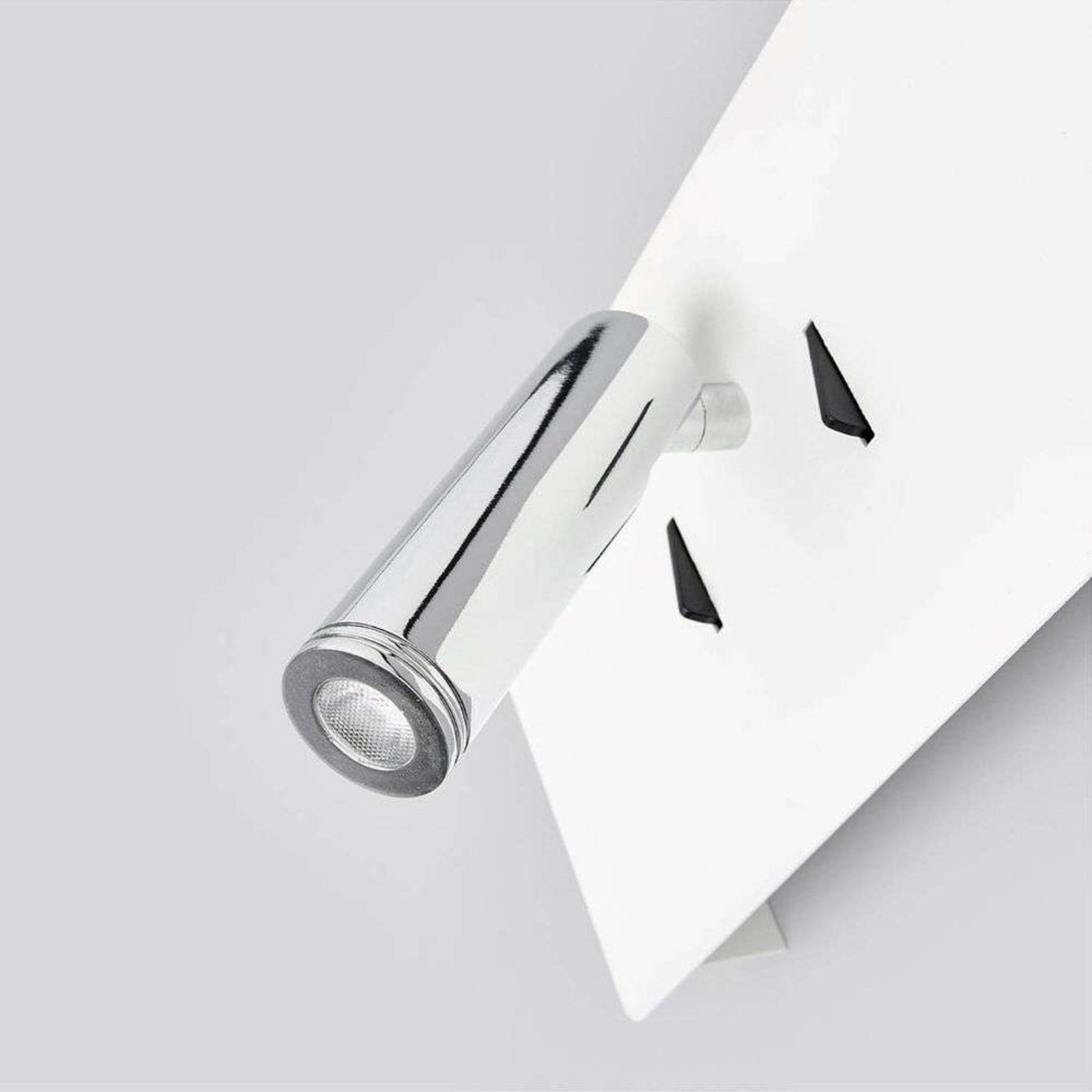 Elske Seinävalaisin White/Chrome - Lucande