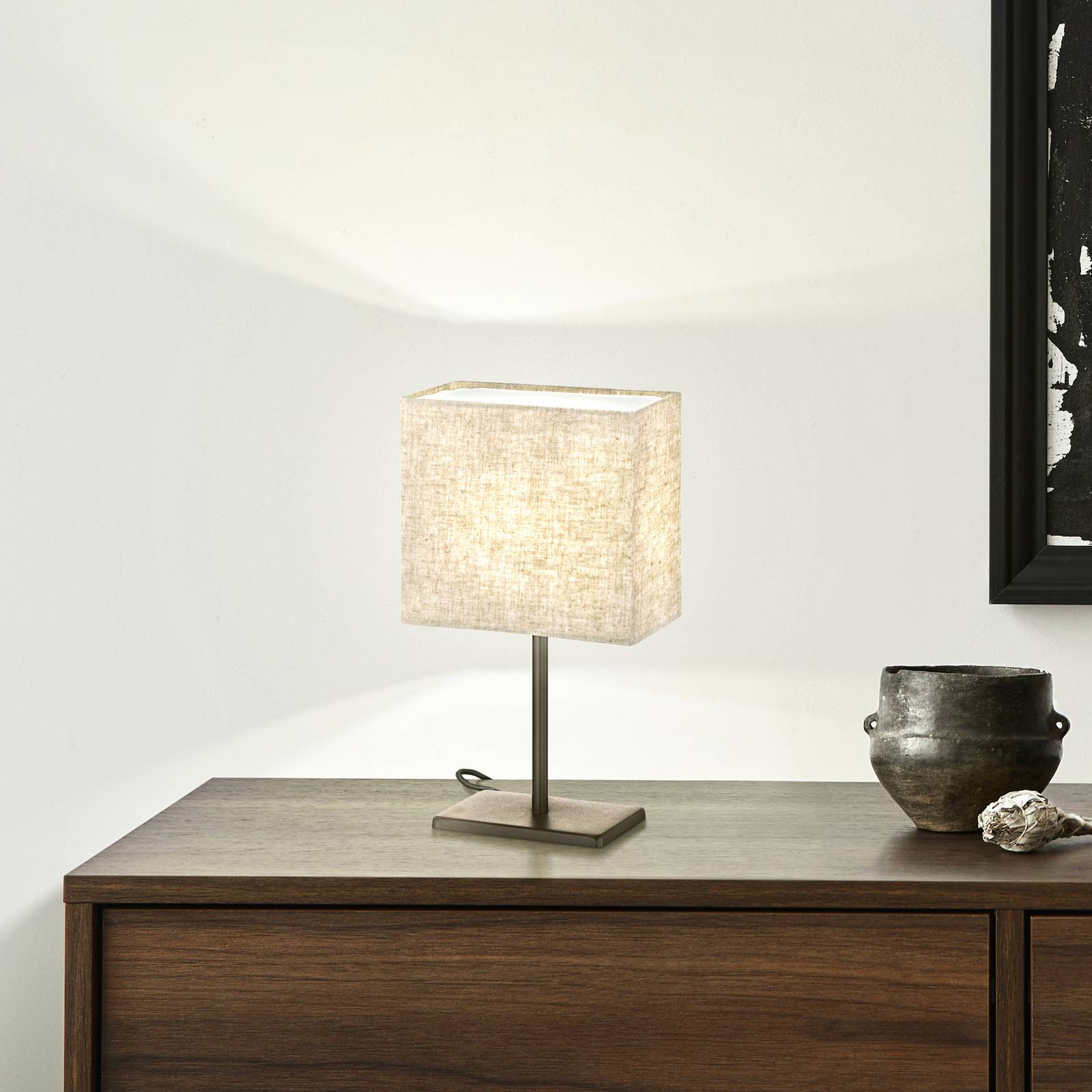 FH Lighting Lampe de table Kate abat-jour tissu, sable