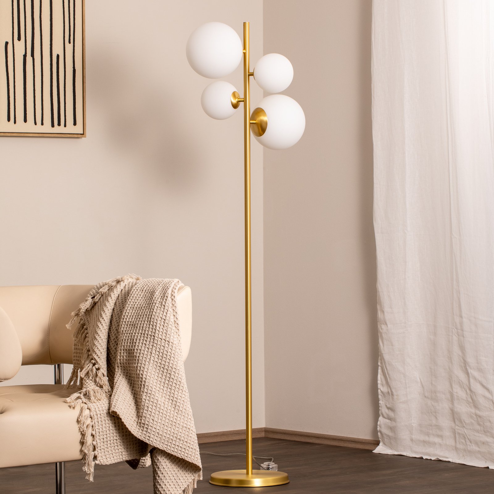 Gulvlampe Joel, messing/hvit, 4 lyskilder