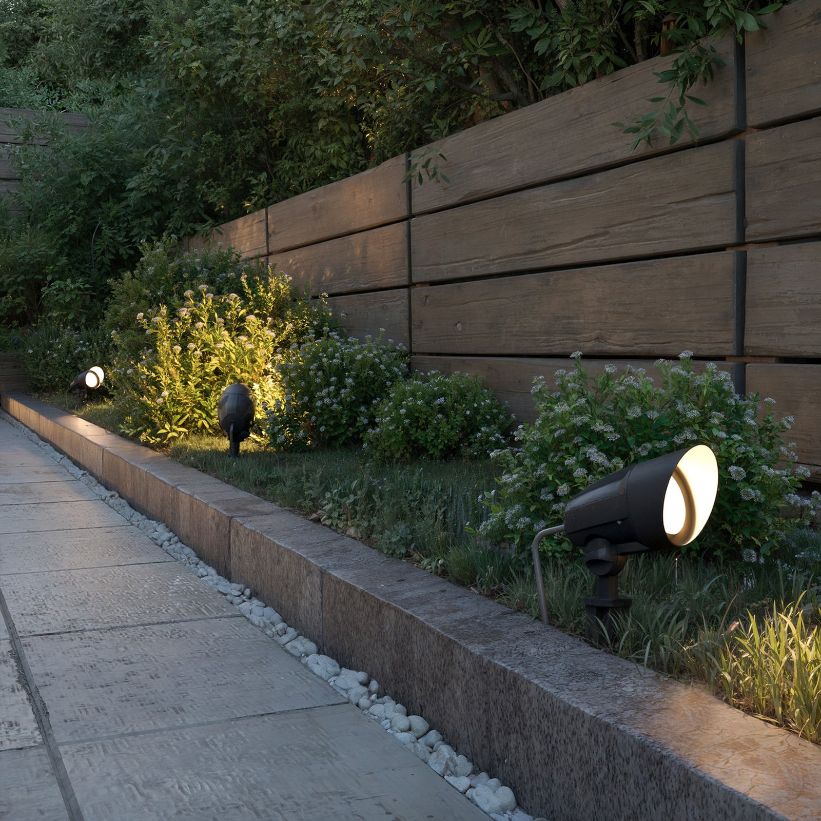 Philips Cylr -maapiikkikohdevalo, musta, pistokeliitäntä, IP44, GU10