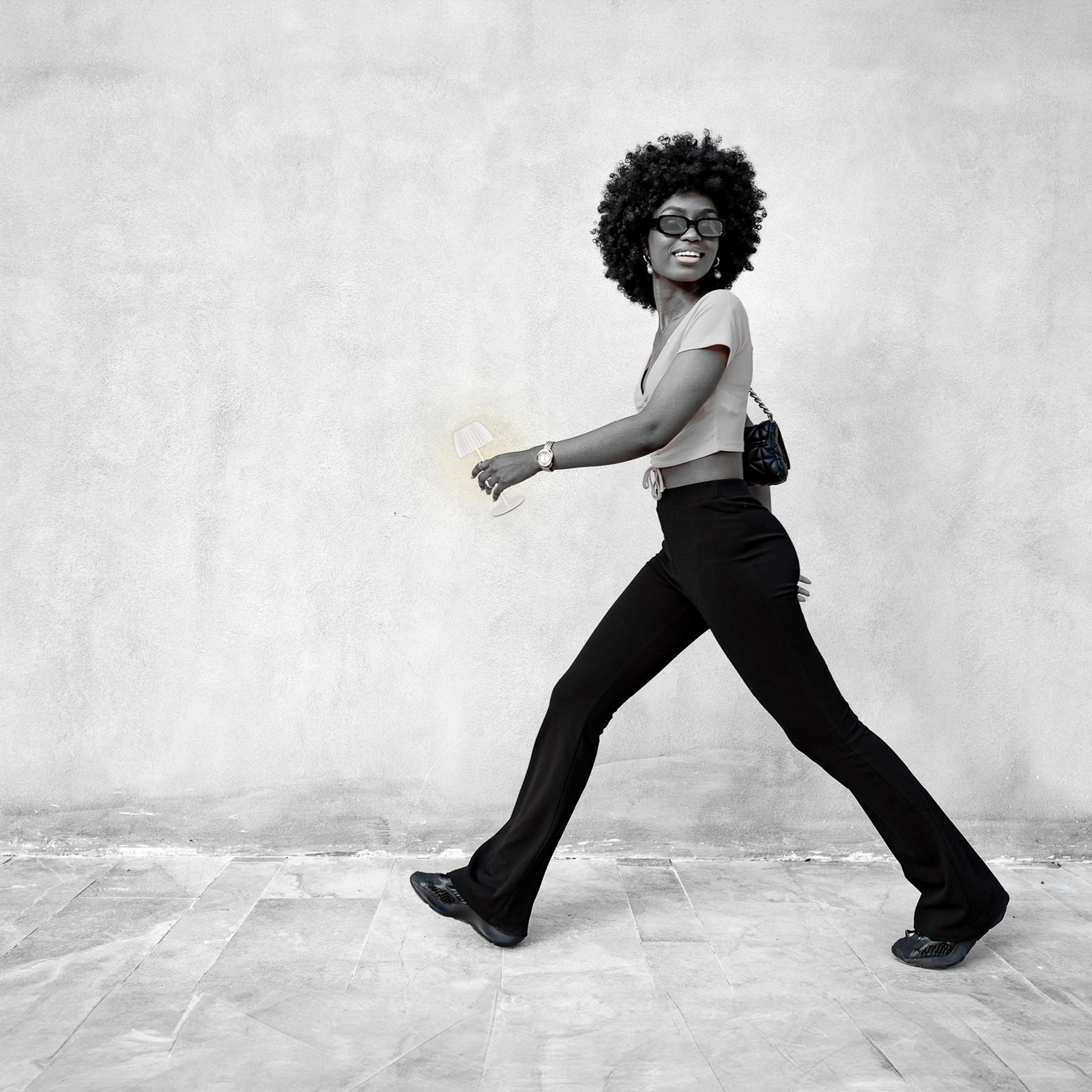 Lampă de masă cu baterie LED Brilo unplugged Riffle, 20 cm, albă