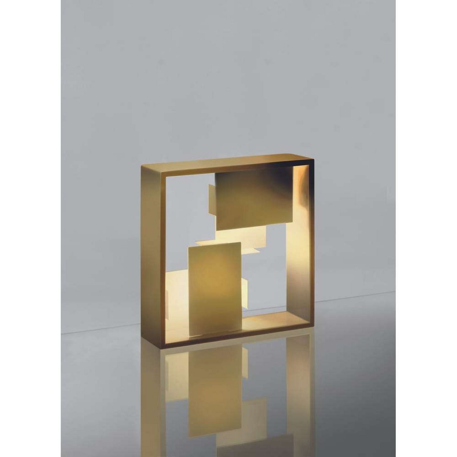 Fato f/W Lampă de Masă/Aplică de Perete Gold - Artemide