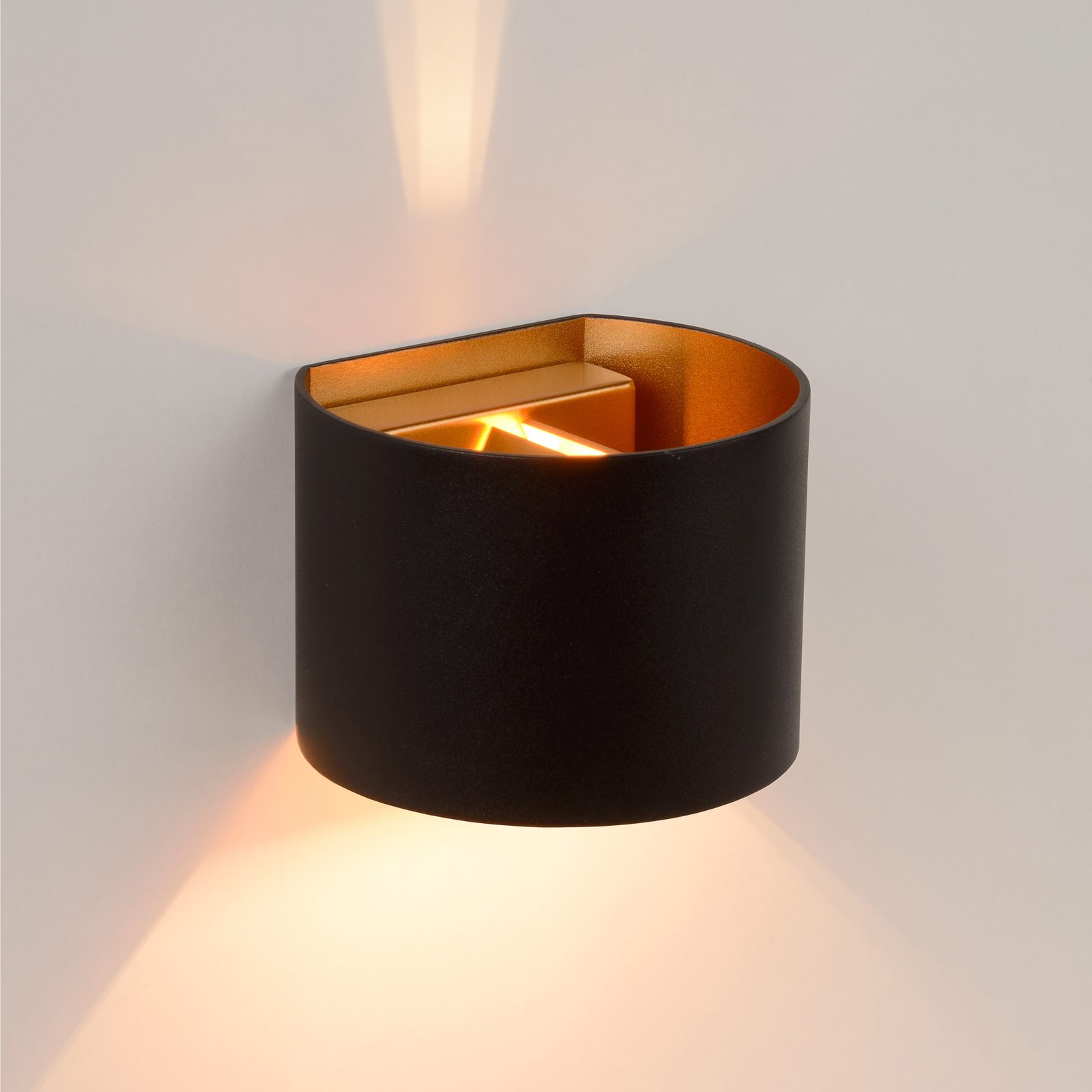 LED wandlamp Xio, breedte 13 cm, zwart