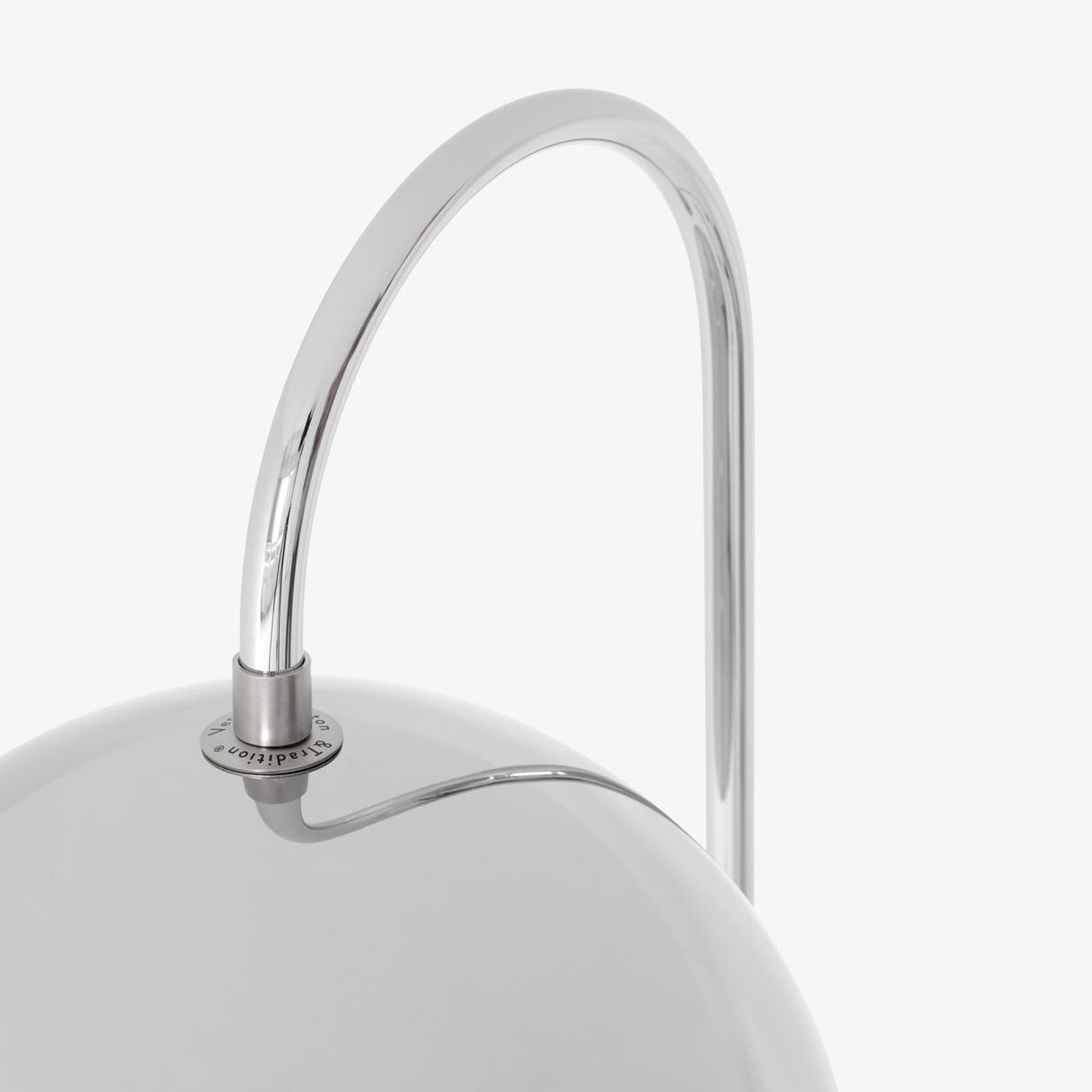 Stojaca lampa Flowerpot VP12 Chrome-Plated - &Tradition