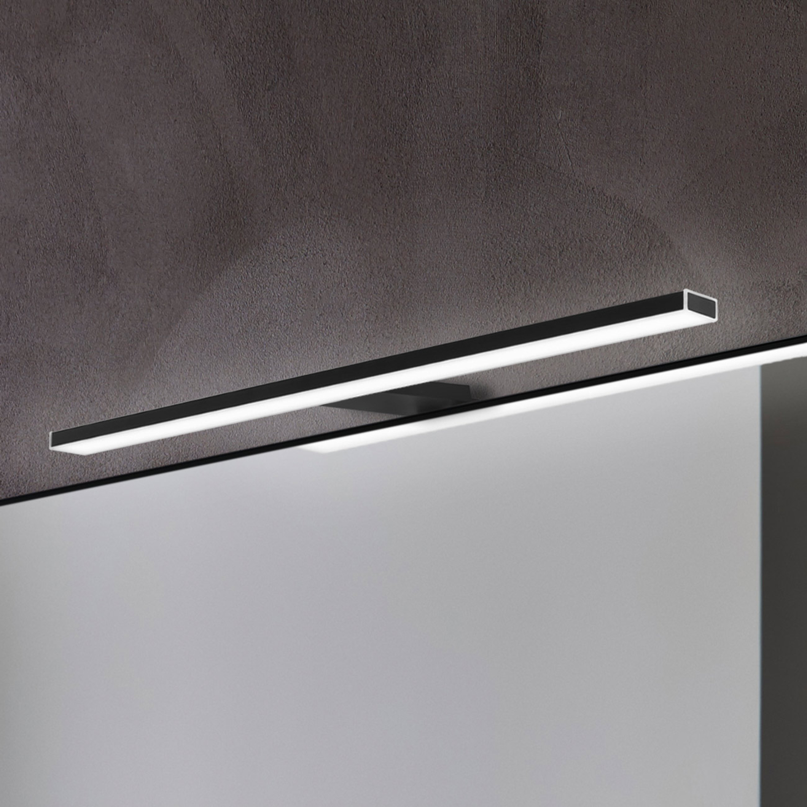 LED-Spiegelleuchte Pandora, schwarz matt