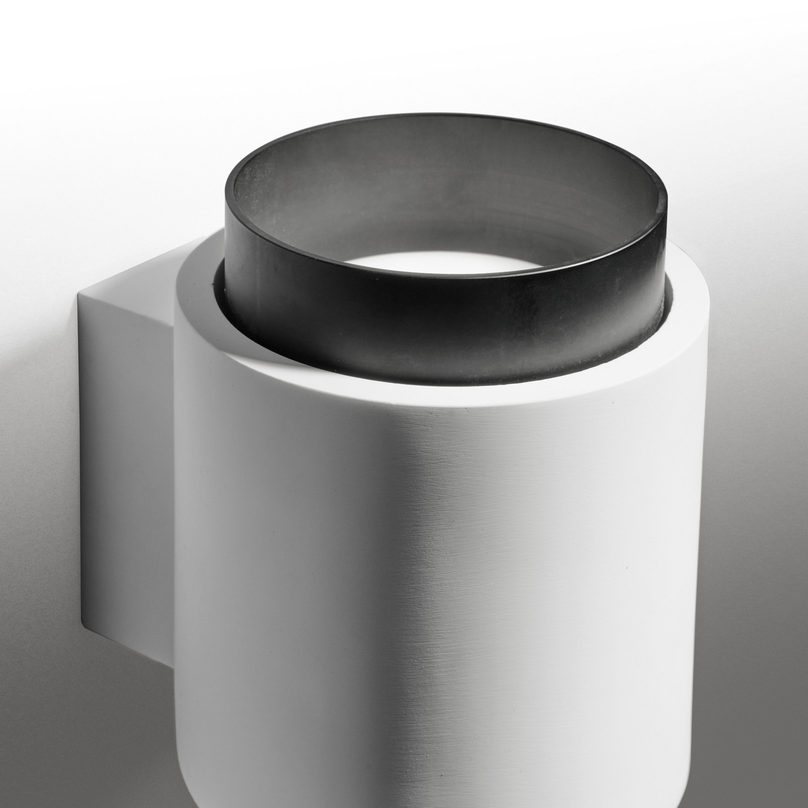 TECNICO by Sforzin Aplică de perete Syme alb/negru rotundă Ø 11 cm gips GX53 - Camera de zi / sufragerie - modern - alb negru - Tencuială / Argilă