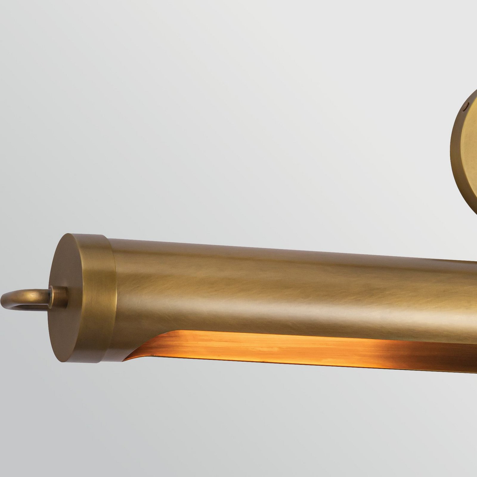 Vegglampe WYNWOOD, gammel messing, bredde 81 cm, metall, 2 x E27 Vegglampe WYNWOOD, gammel messing, bredde 81 cm, metall, 2 x E27