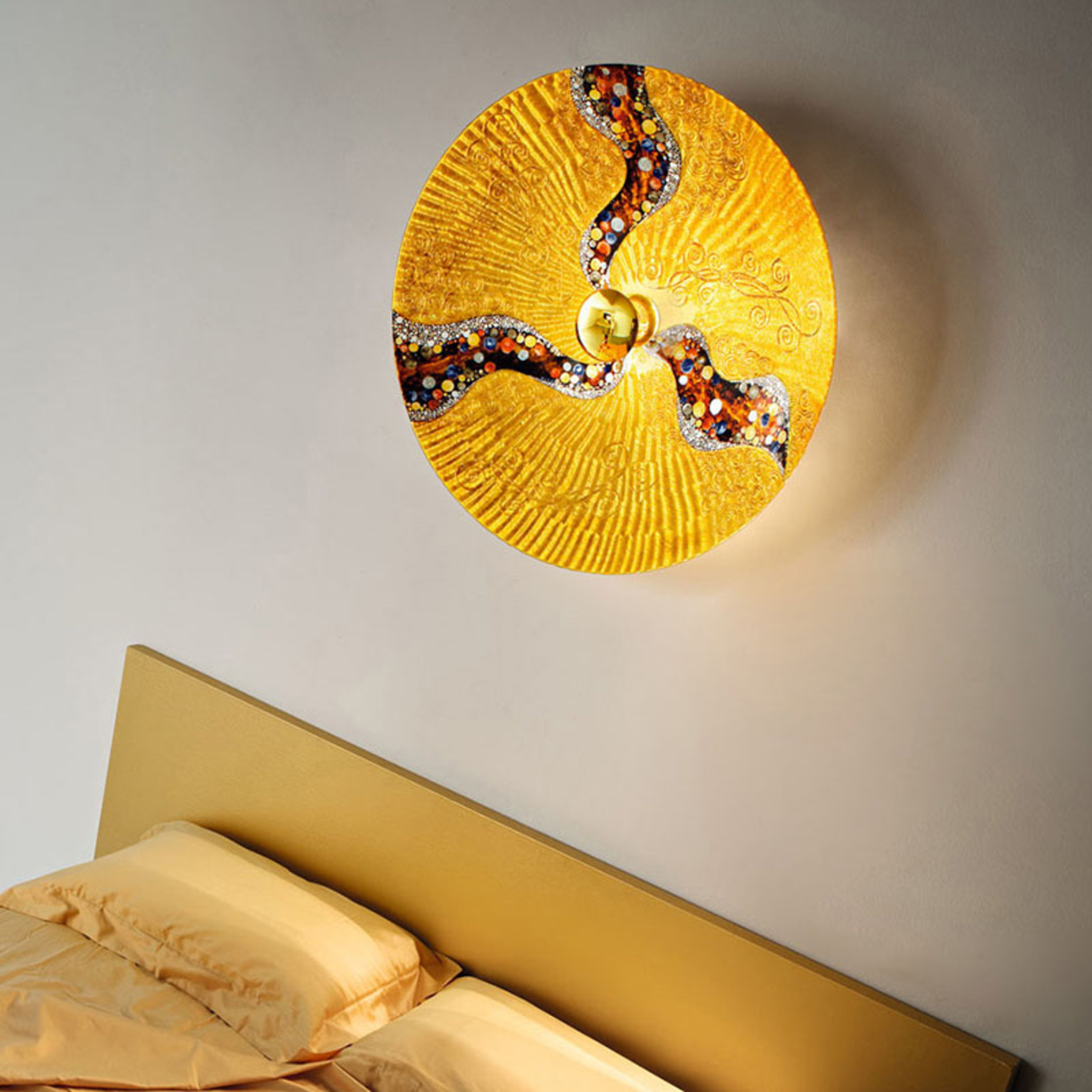 Kolarz KOLARZ Luna Kiss Gold wall light 24 carat Ø 62 cm, for Living / Dining Room, glass, 24 carat gold leaf, E27, 100 W, energy efficiency: A++