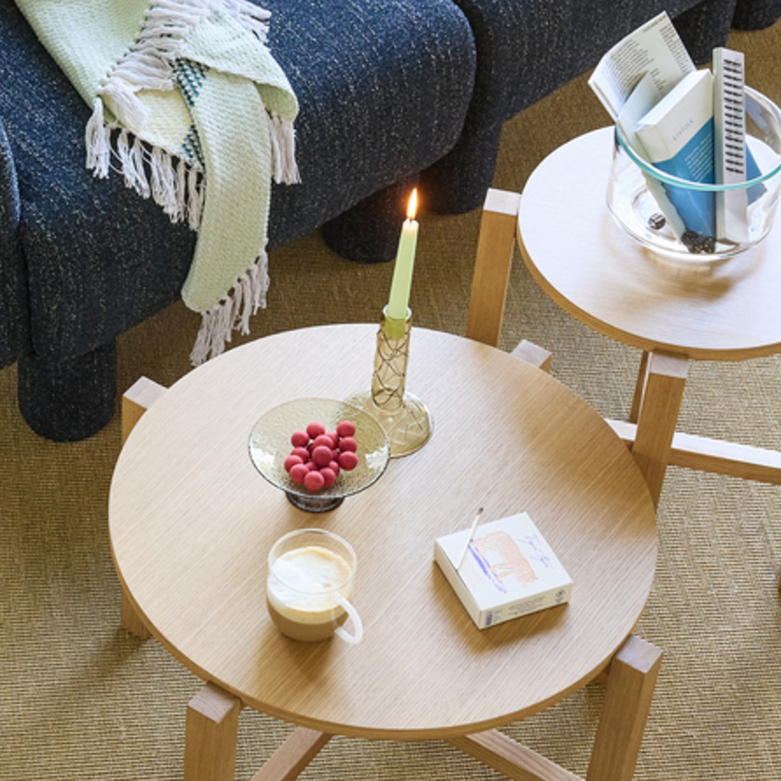 Portavelas Doodle verde oliva, 17 cm de altura - Hübsch