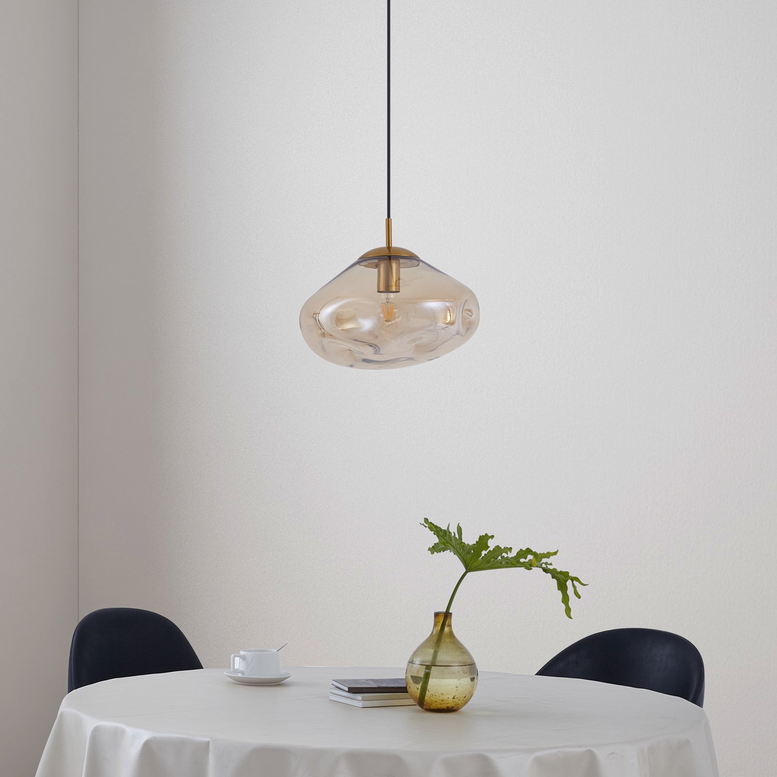 Lindby Hängeleuchte Lelia, amber, Glas, Ø 35 cm