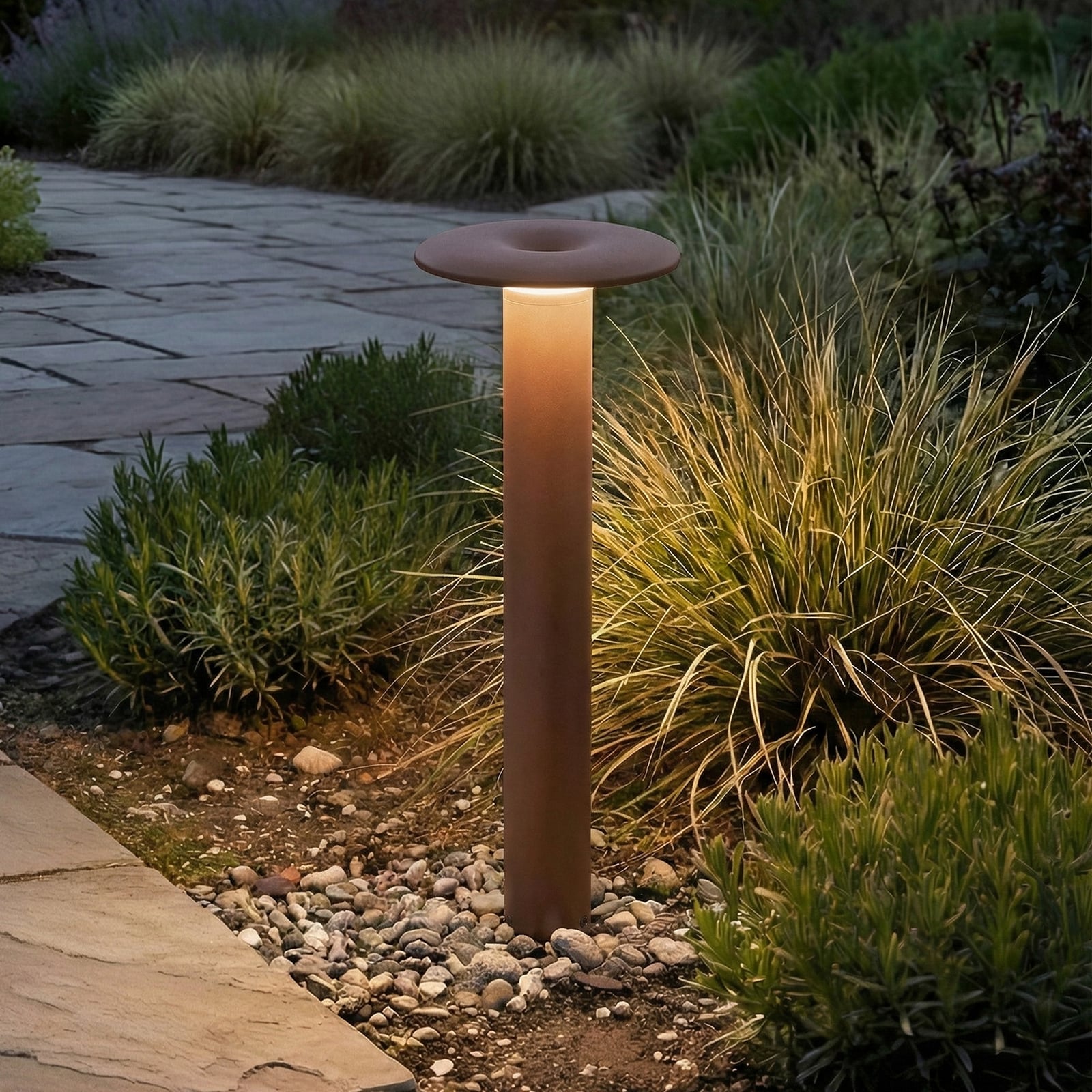 Lucande LED-Wegeleuchte Haloa, braun/rost, Höhe 50 cm, IP54