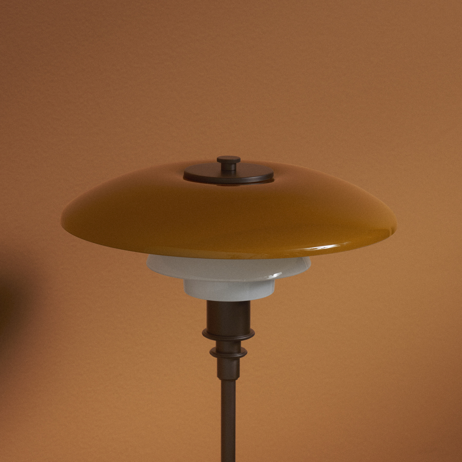 Louis Poulsen bordlampe PH 3-2, brunsert messing, ravfarget Louis Poulsen bordlampe PH 3-2, brunsert messing, ravfarget