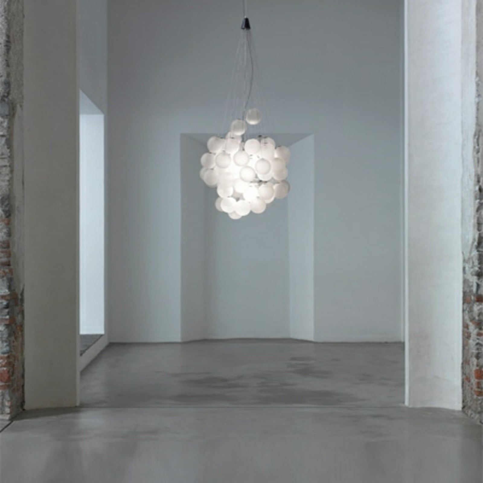 Stochastic 72 Pendelleuchte 2700K Opal Weiß Luceplan - Wohnzimmer - Glas