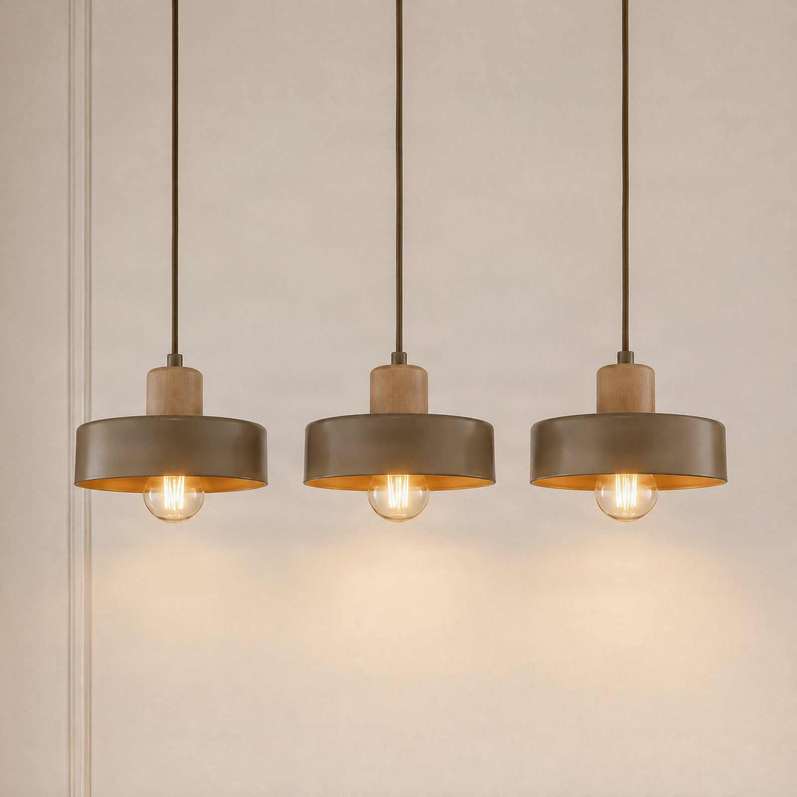 Hängeleuchte Torin, beige, Länge 80 cm, 3-flg., Metall/Holz