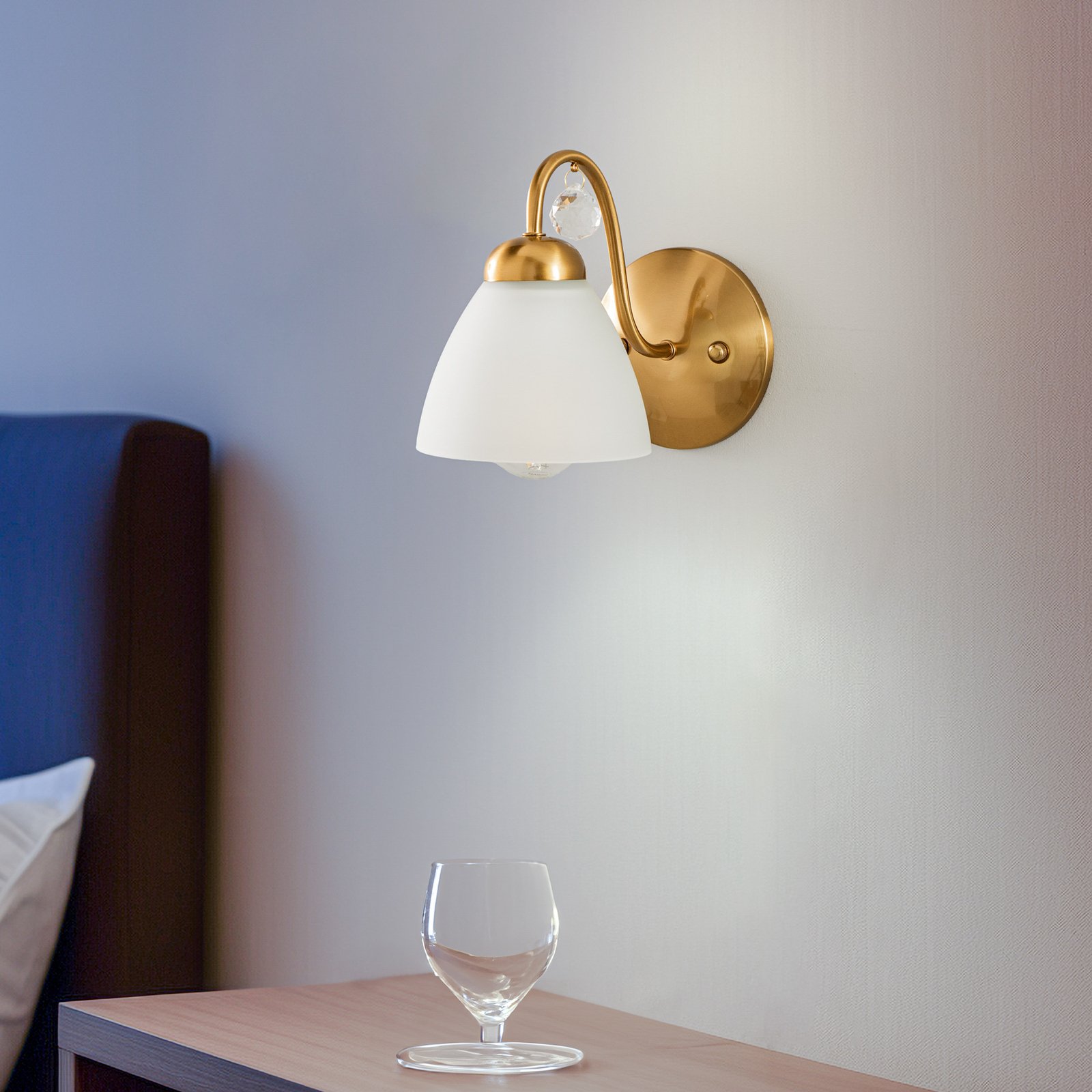 Miranda wall light with a glass lampshade, brass