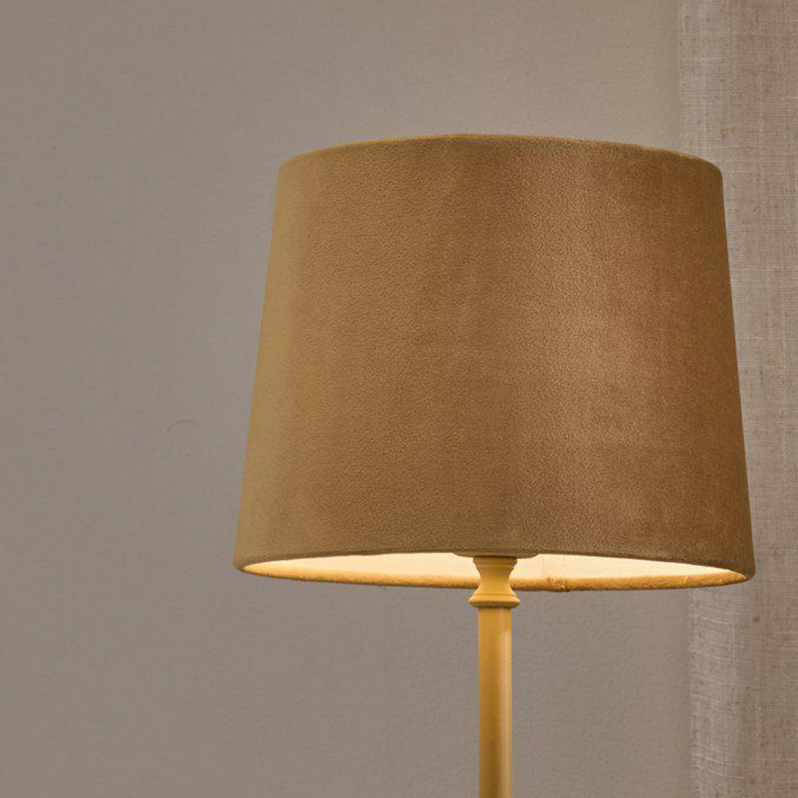 PR Home Tischlampe Tove, gelb, Höhe 56 cm, Metall/Stoff