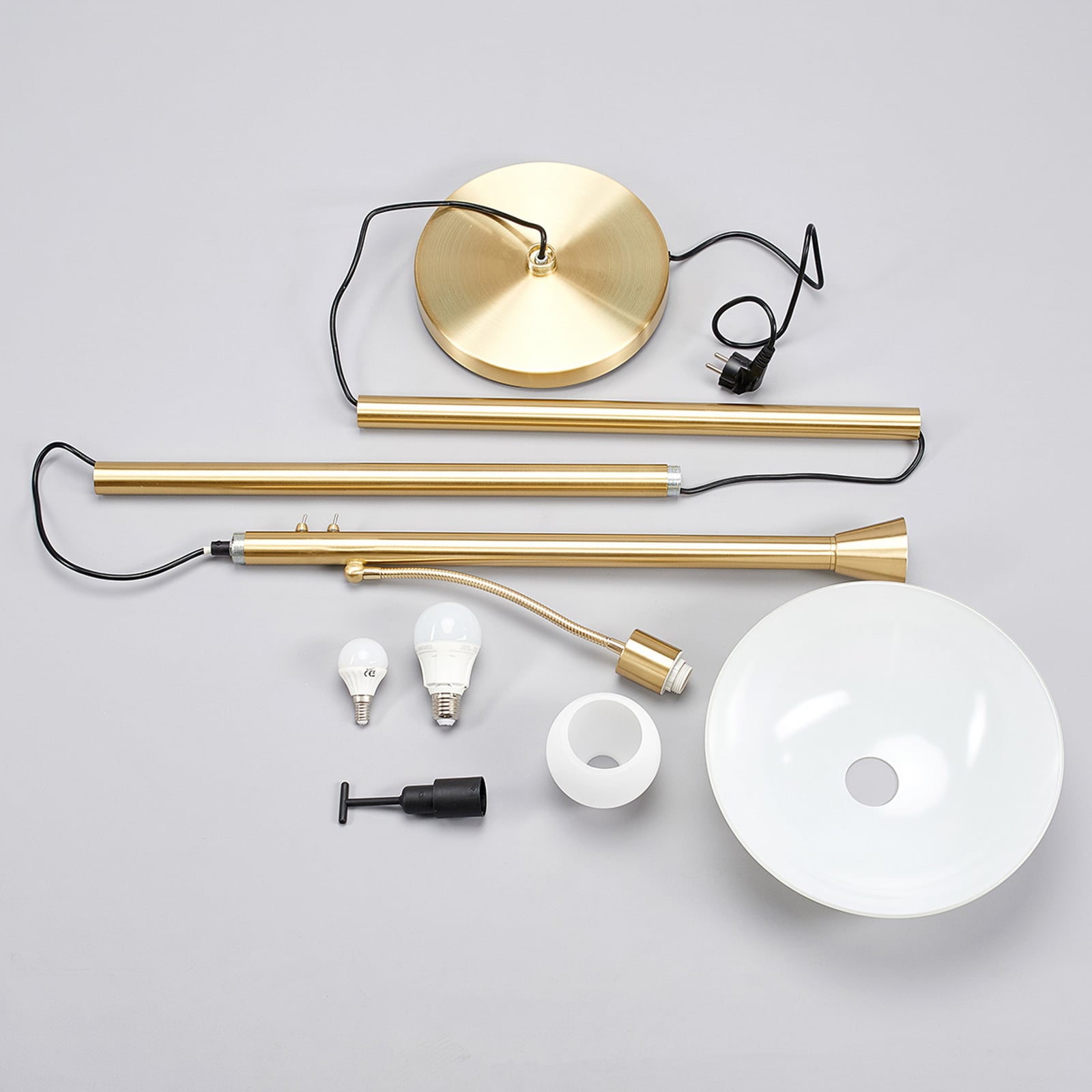 Elaina Floor Lamp, Brass/White - Lindby Elaina Floor Lamp, Brass/White - Lindby