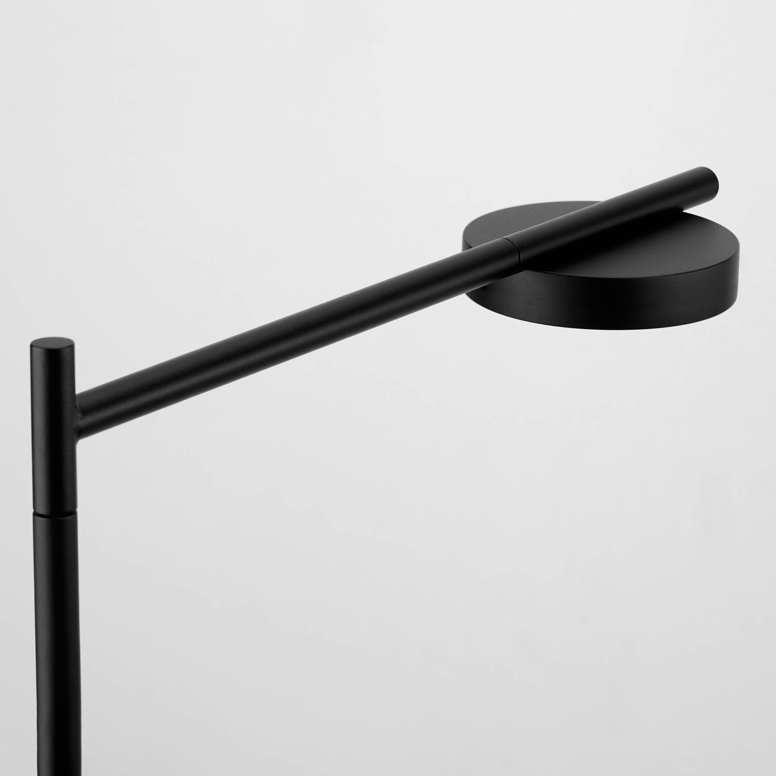 GRUPA Igram floor lamp steel and ceramic black