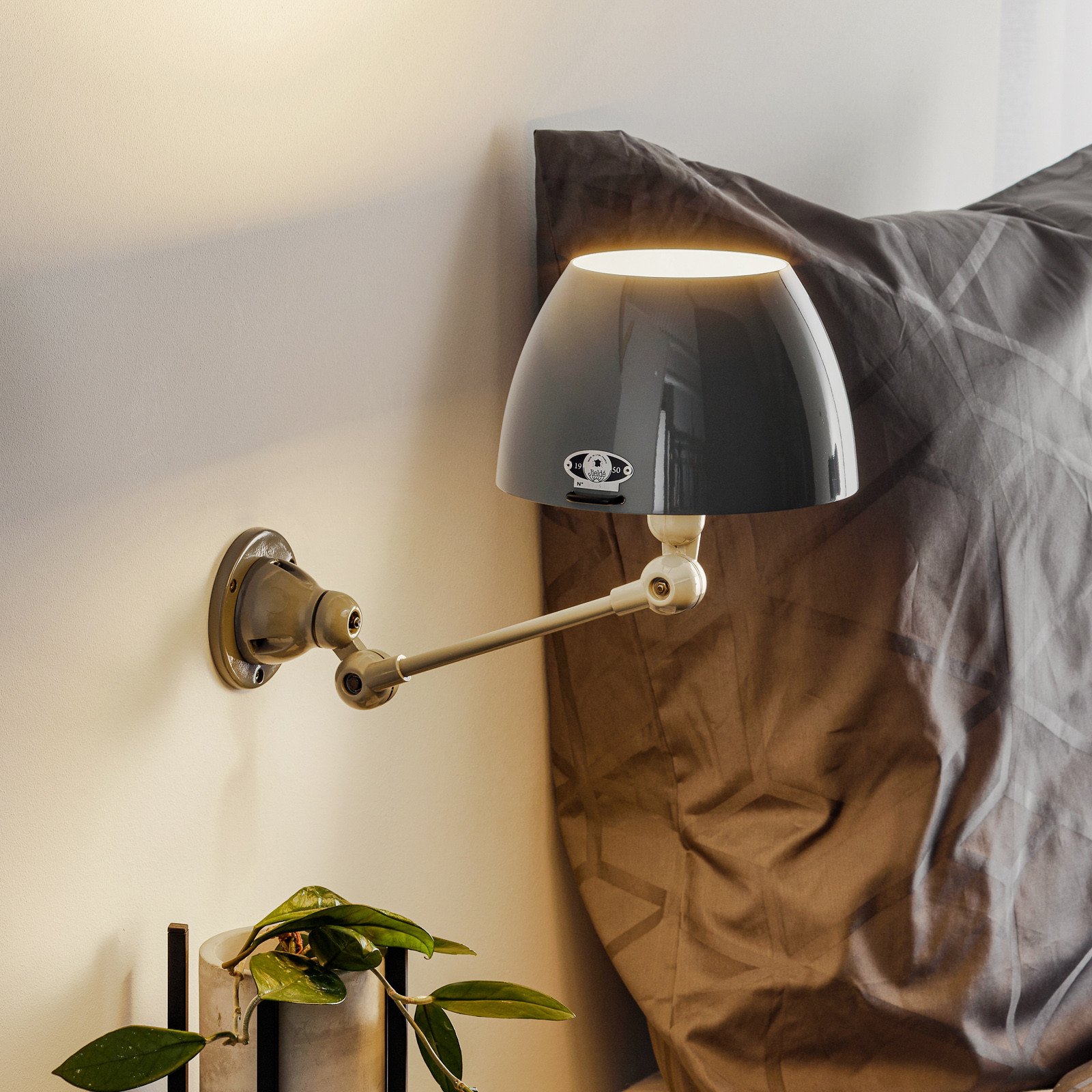 Jieldé Aicler AIC701 aplică perete articulată gri - Camera de zi / sufragerie - Design industrial - Metal