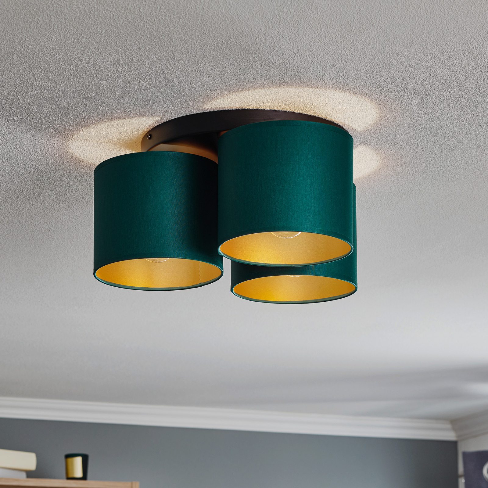 Soho ceiling light, cylindrical round 3-bulb green/gold