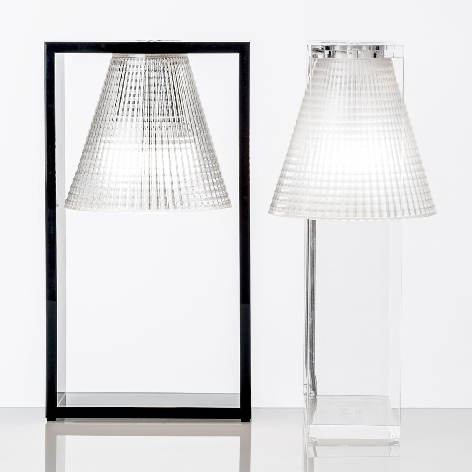 Light-Air Pöytävalaisin Kristalli/Musta - Kartell