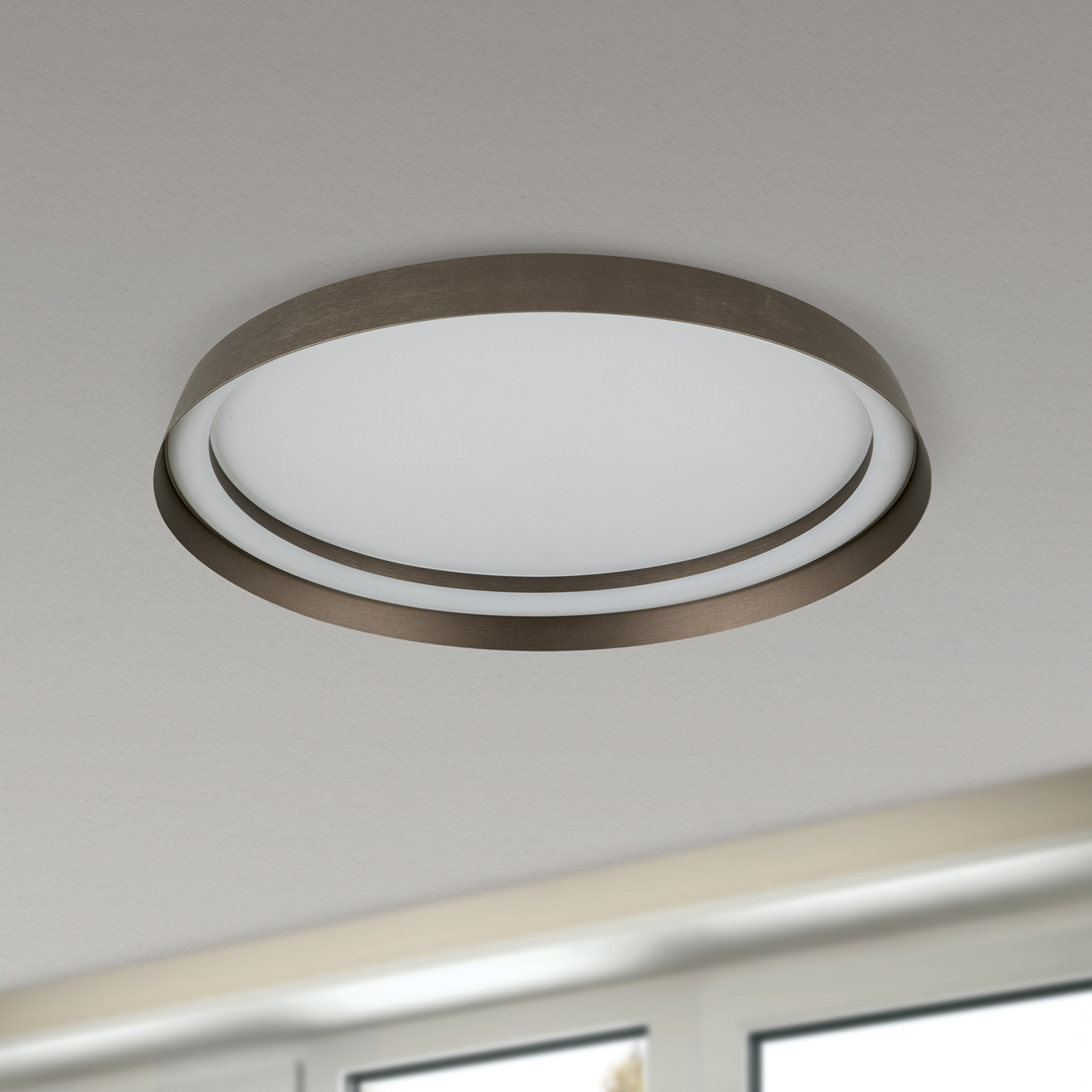 LED ceiling lamp Manta, Ø 45 cm, aluminium/bronze, aluminium, up/down