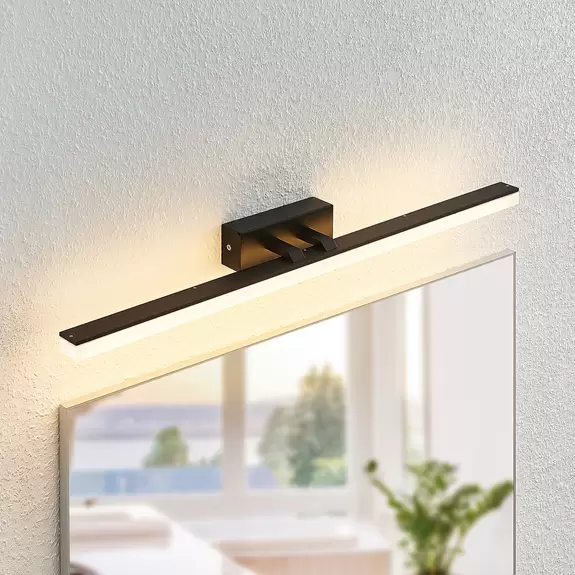 Lampenwelt Lucande Lisana LED-Wandleuchte, IP44, 75 cm