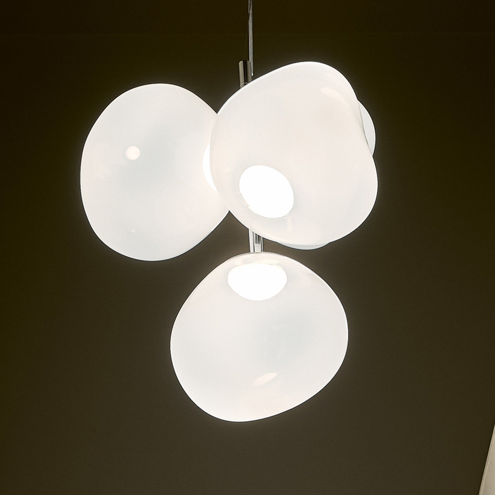 Tom Dixon LED chandelier Melt Chandelier opal/chrome