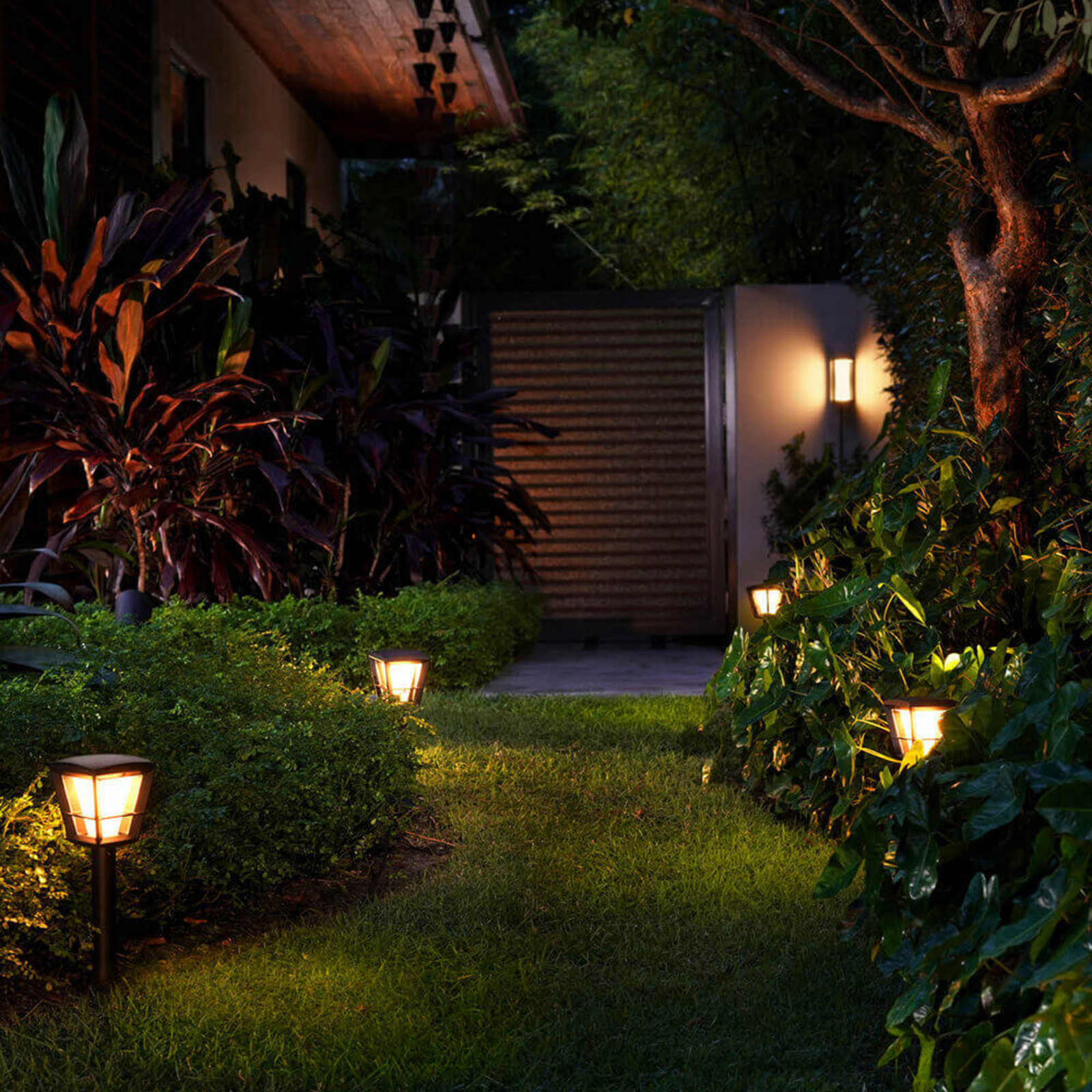 Impress Hue Aplica de Exterior White/Color Amb. - Philips Hue