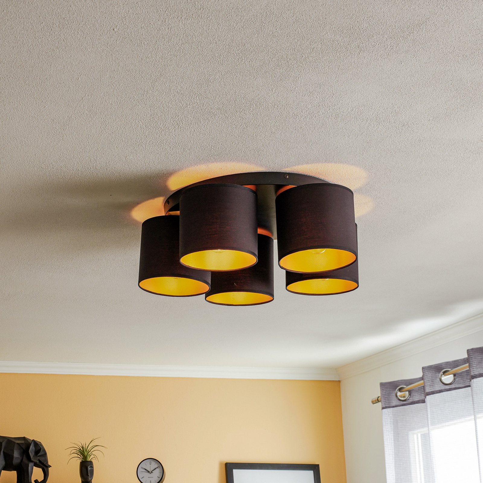 Jovin ceiling light, five lampshades black/gold