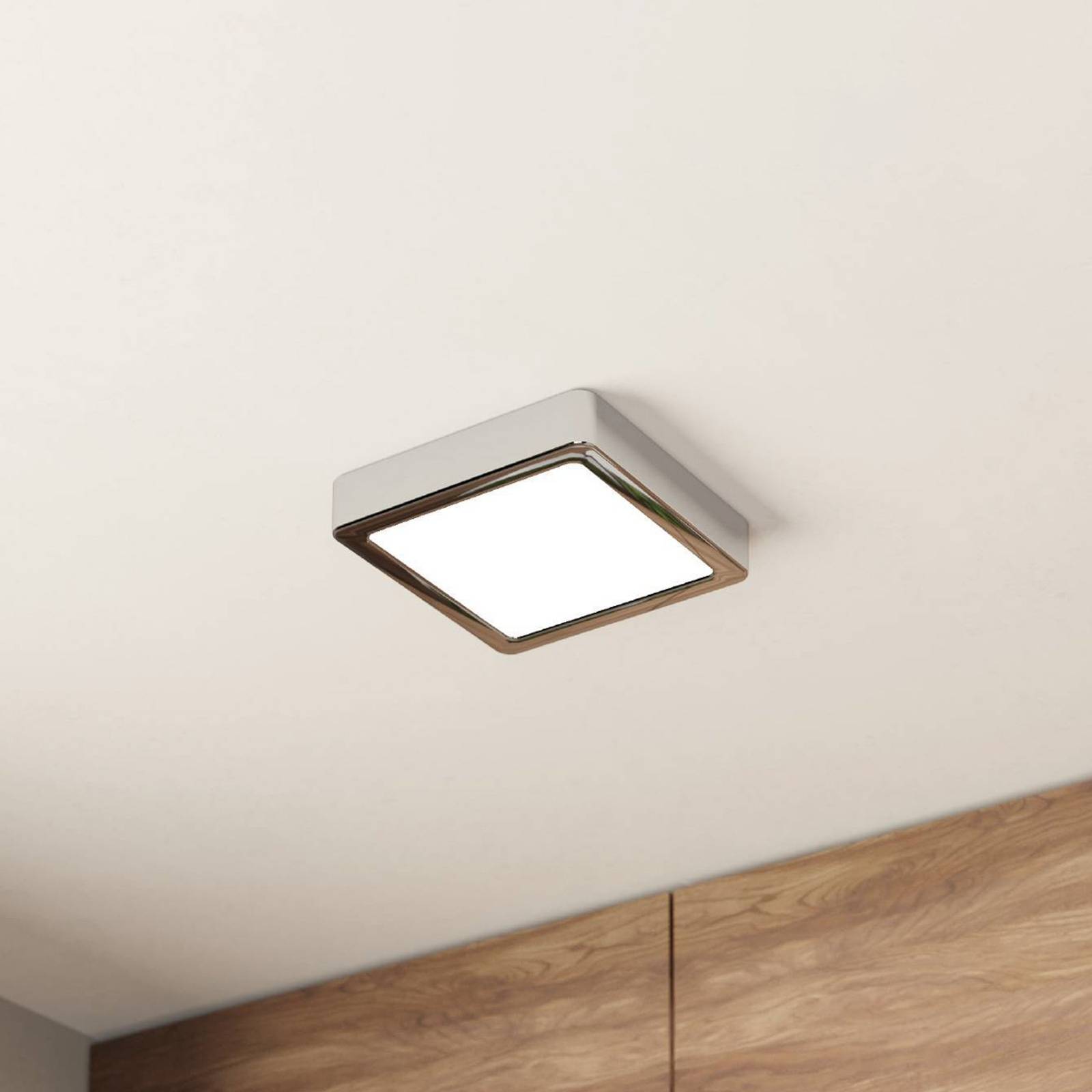 EGLO LED-taklampa Fueva 5 IP44 3000K krom 16x16cm