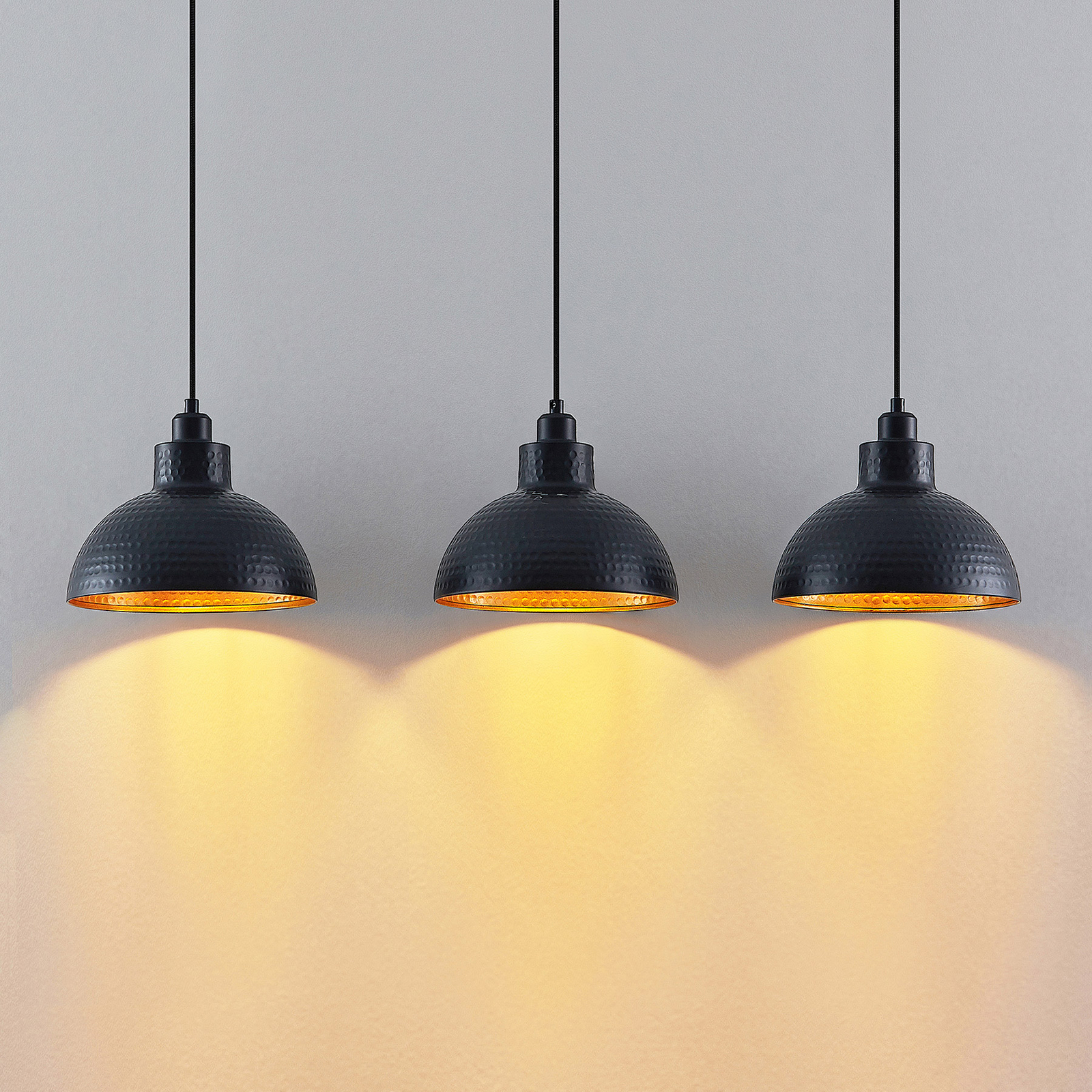 Lindby Zelotta lámpara colgante, 3 luces, negro