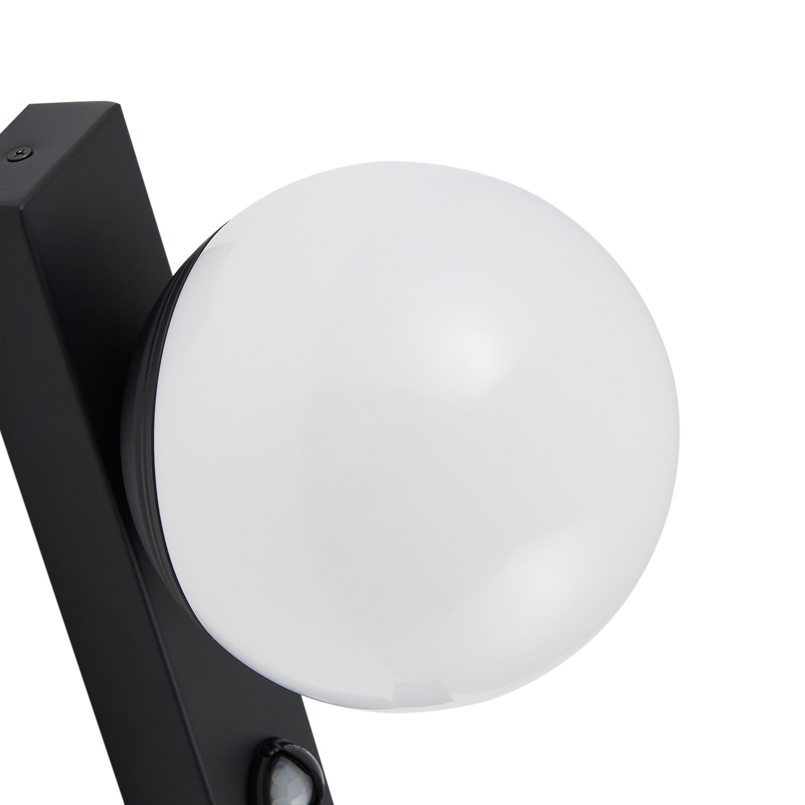 Lindby LED āra sienas lampas Larcie, 2 gaismas, sensors