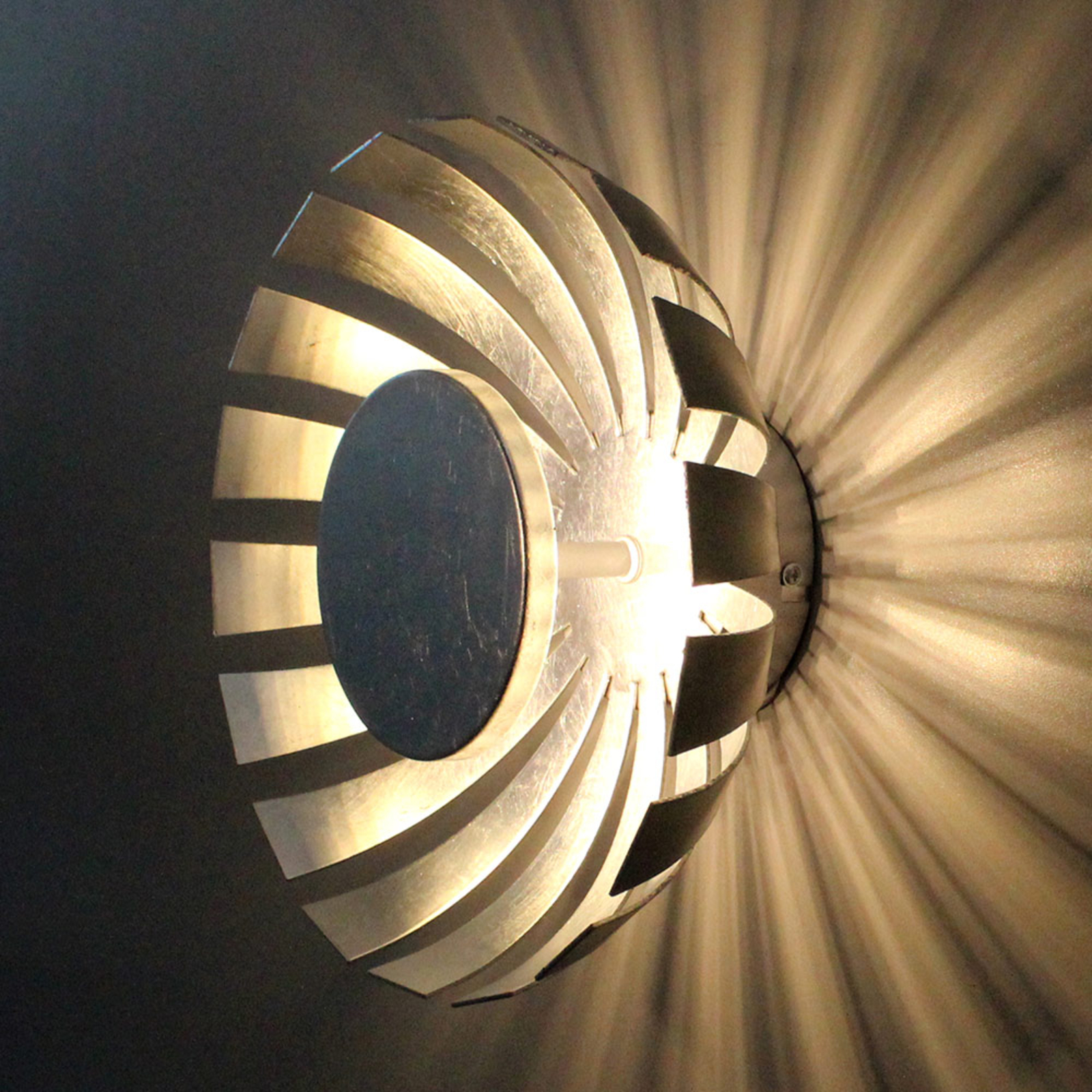 LED-Wandleuchte Flare gold