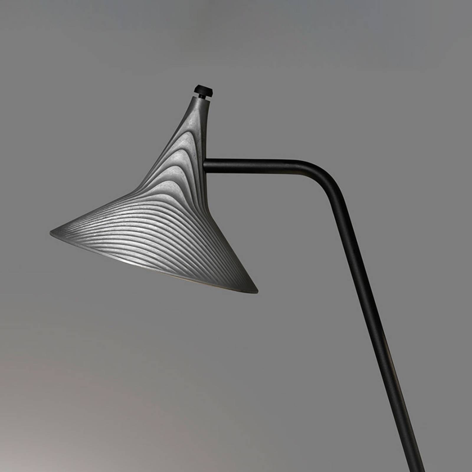 Artemide Unterlinden lampe à poser alu 2 700 K