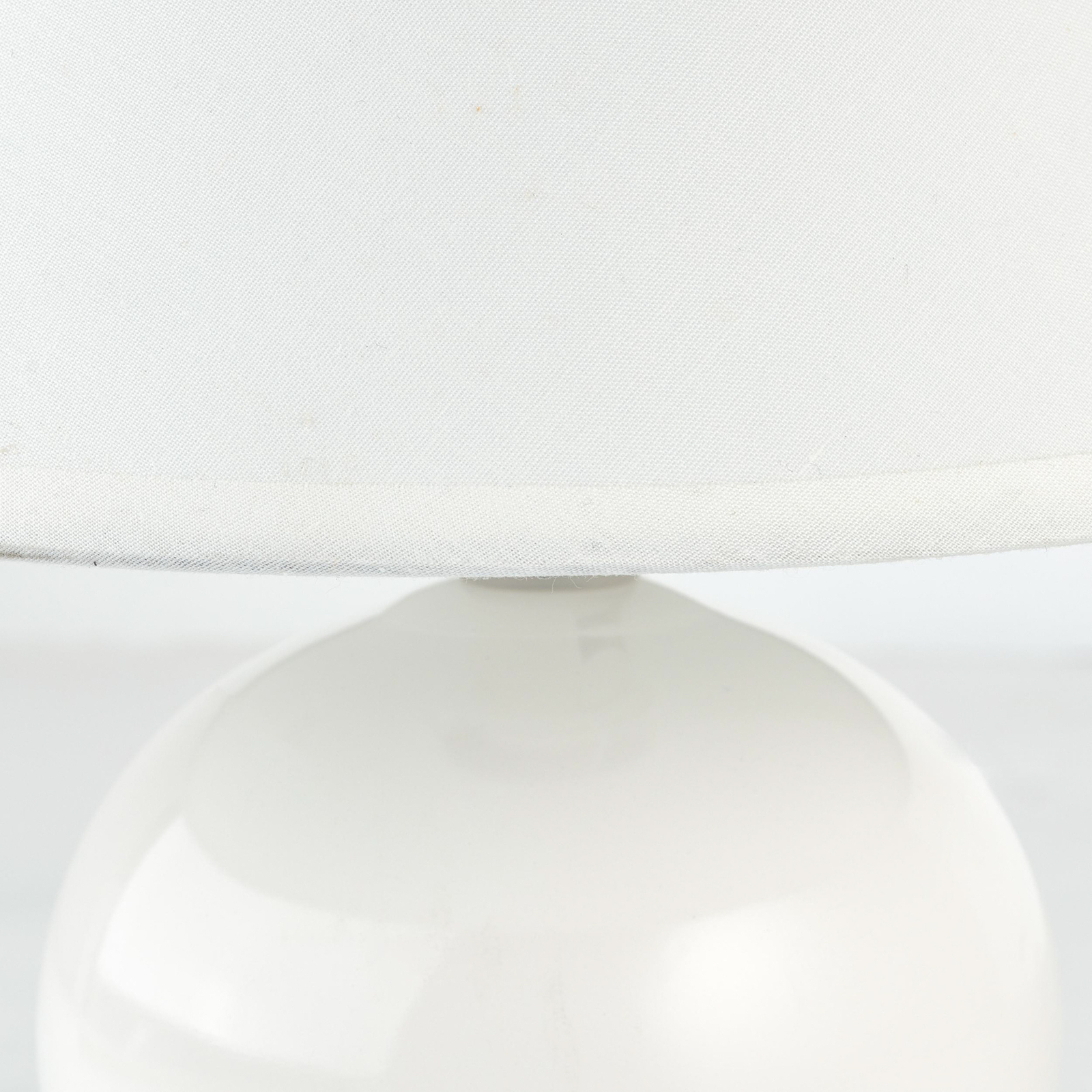 Tischlampe Primo, weiß, Ø 19 cm, Textil/Keramik