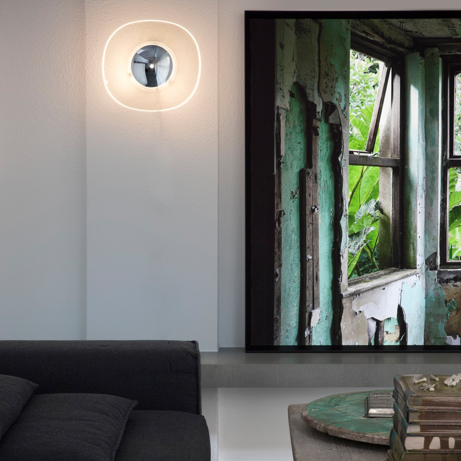 Oluce Yolk - designer wall lamp with indirect light